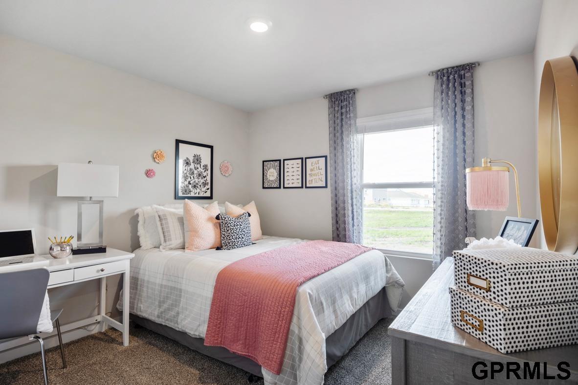 16330 Davidson Street, Bennington, NE, 68007