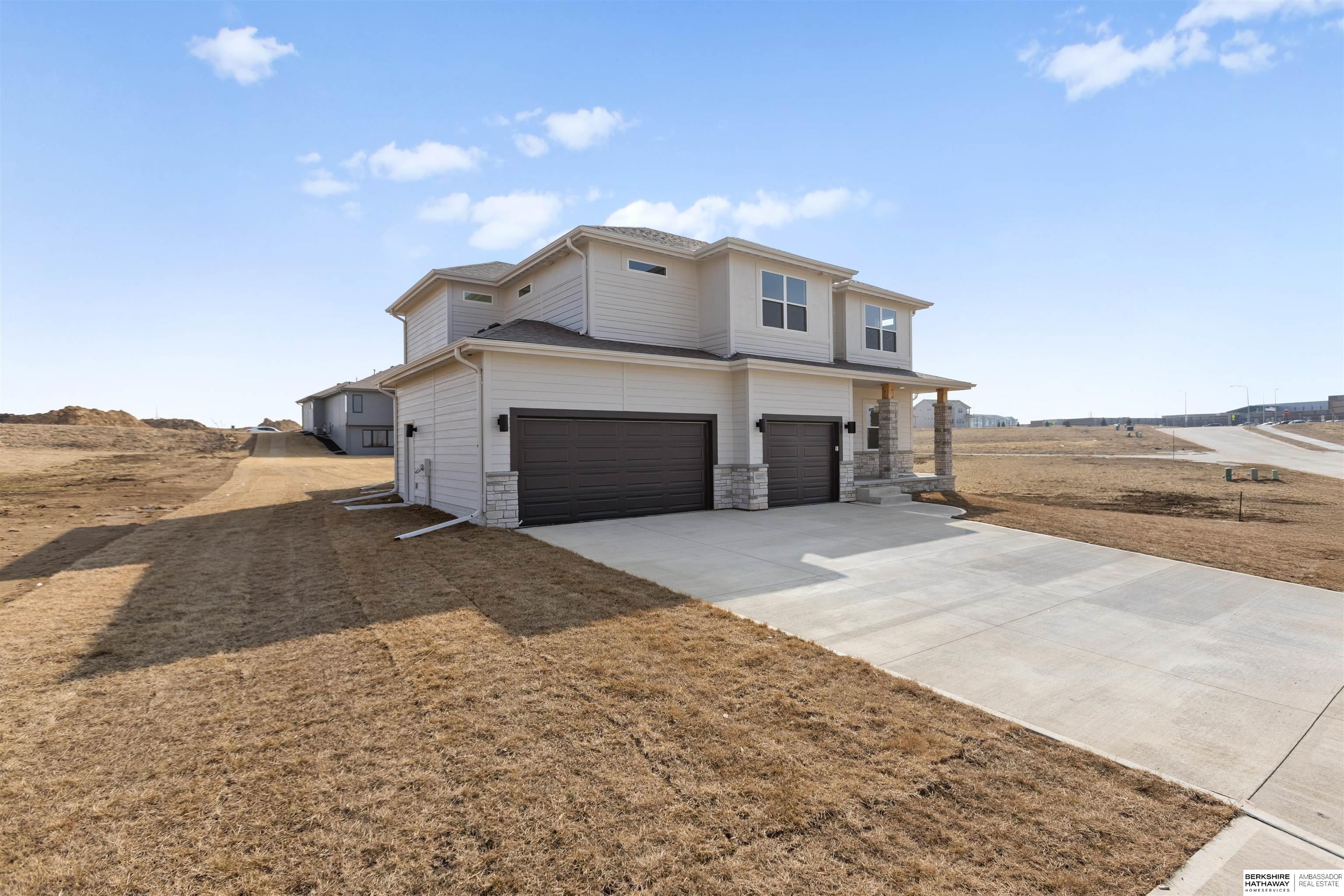 10305 Prospect Street, Papillion, NE, 68046