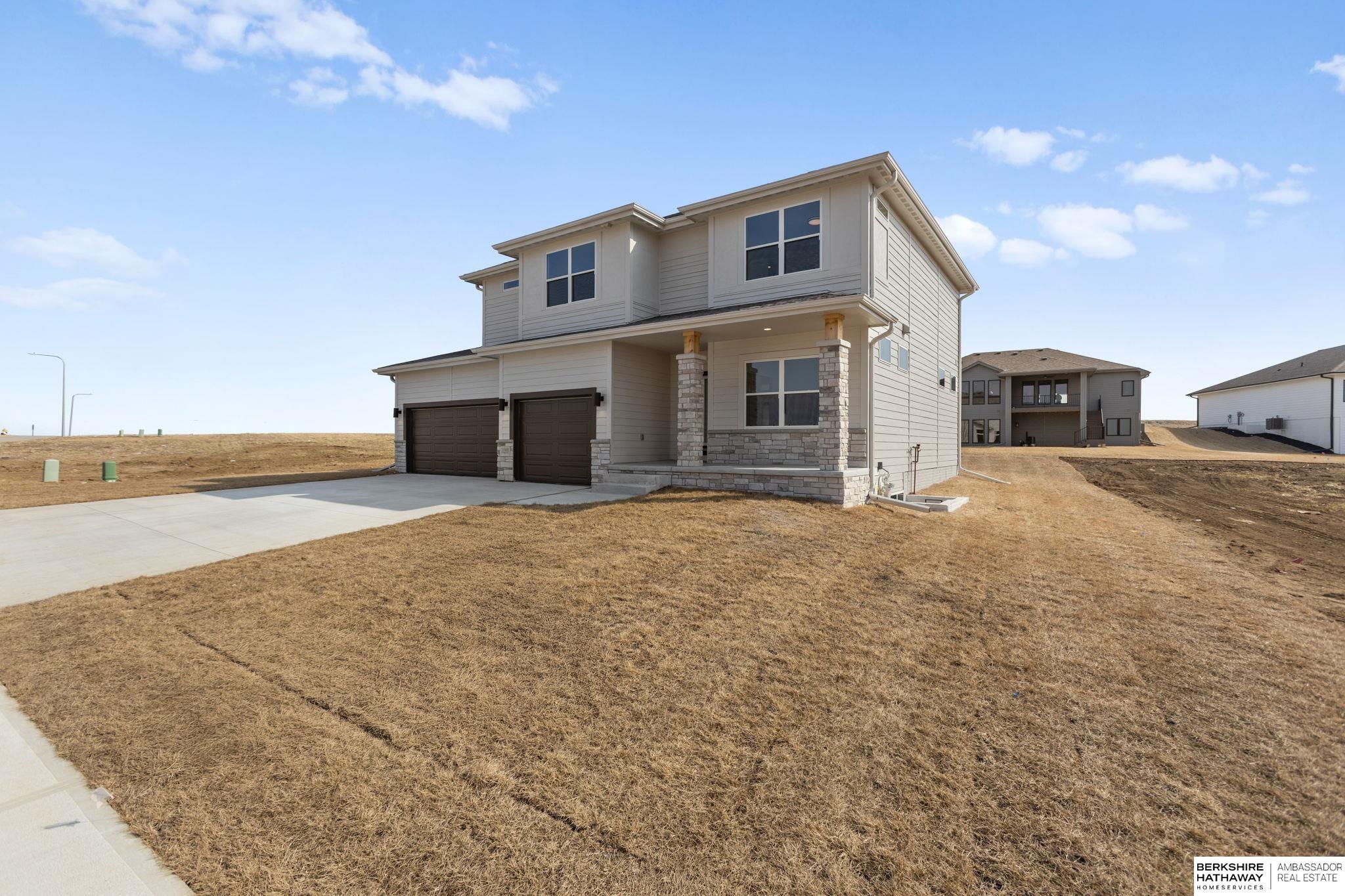 10305 Prospect Street, Papillion, NE, 68046