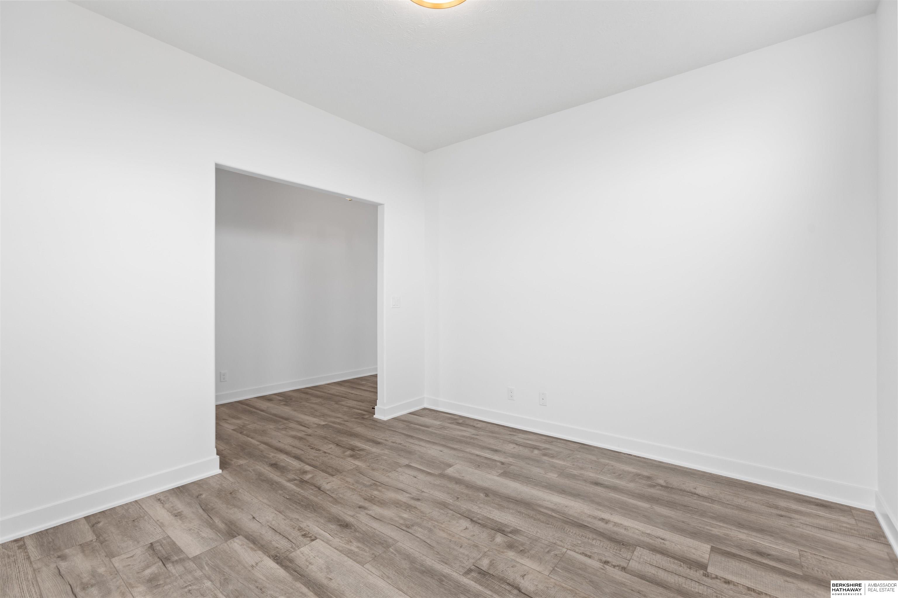 10305 Prospect Street, Papillion, NE, 68046