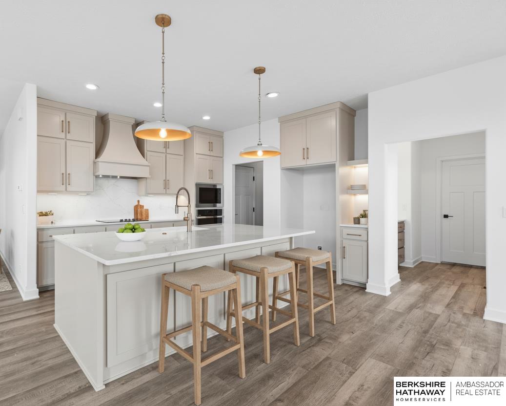 10305 Prospect Street, Papillion, NE, 68046