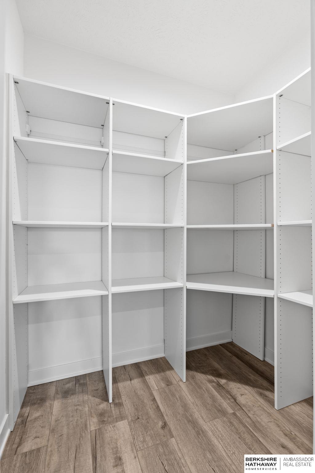 10305 Prospect Street, Papillion, NE, 68046