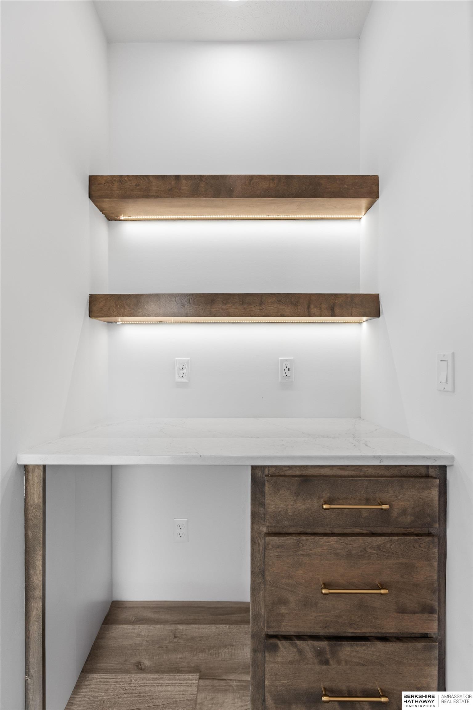 10305 Prospect Street, Papillion, NE, 68046