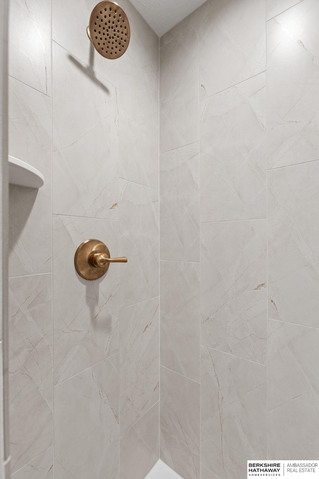 10305 Prospect Street, Papillion, NE, 68046