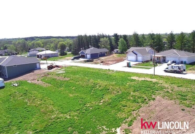 1020 Evergreen Road, Bennet, NE, 68317