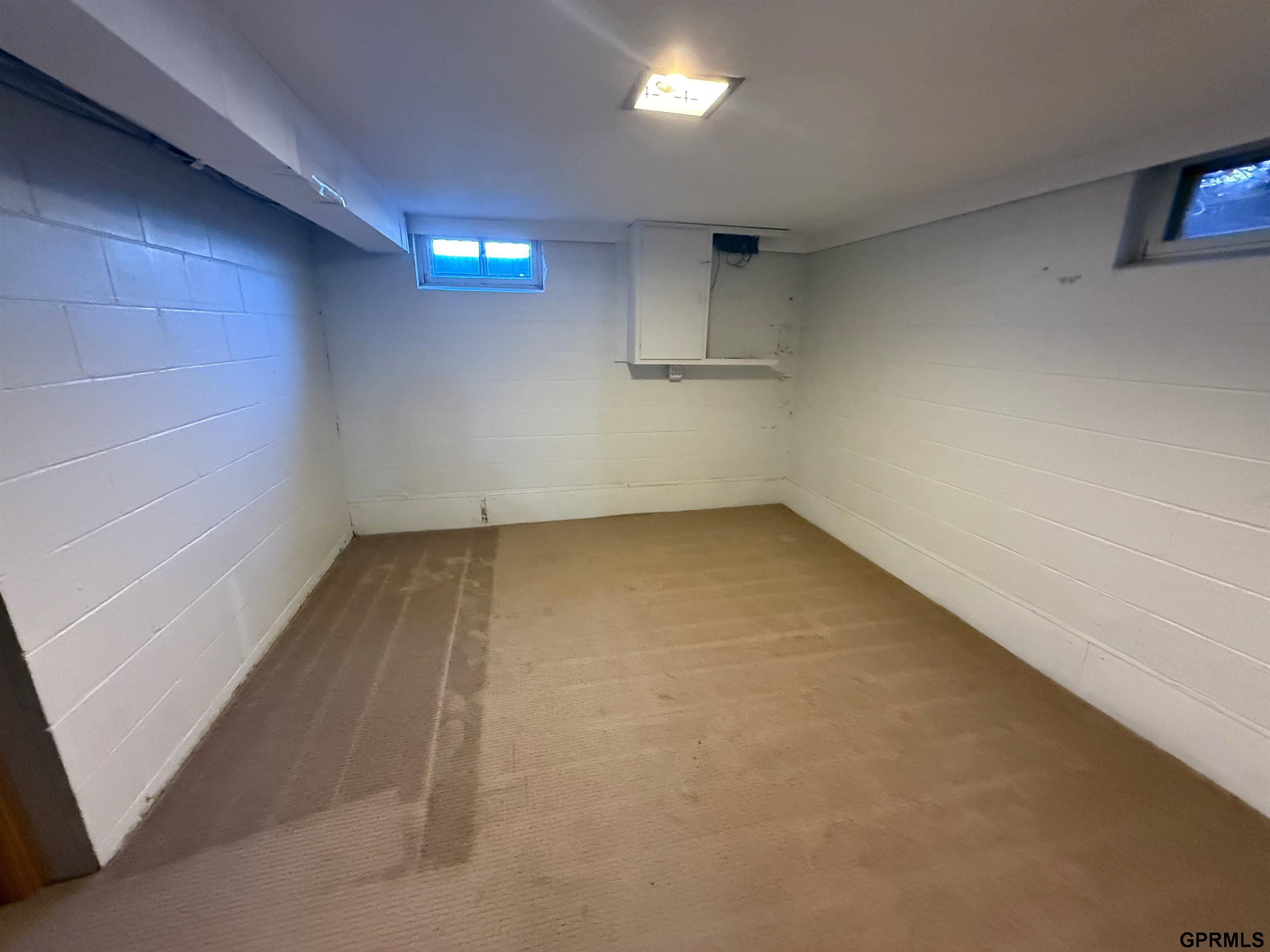 7130 Englewood Drive, Lincoln, NE, 68510