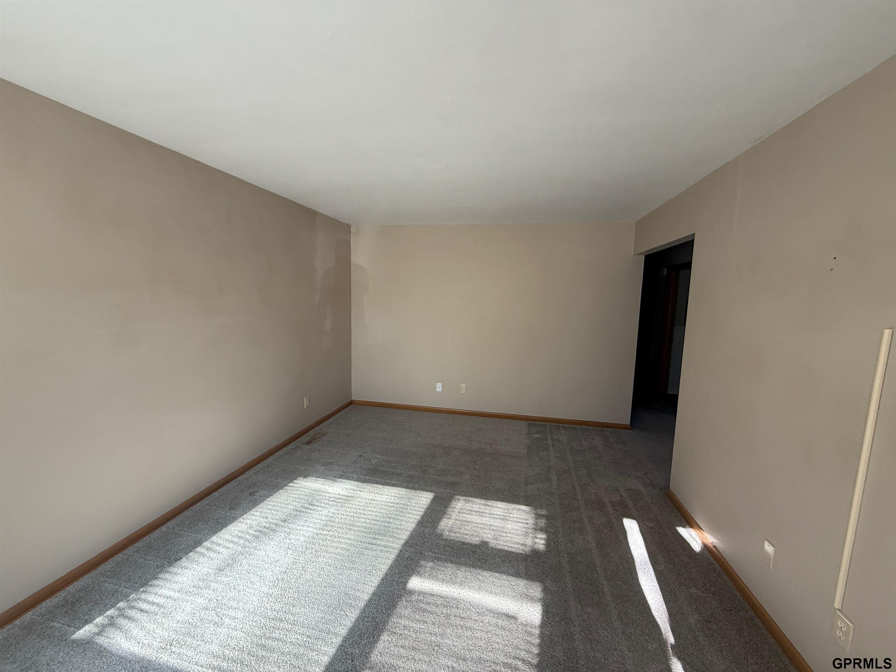 7130 Englewood Drive, Lincoln, NE, 68510