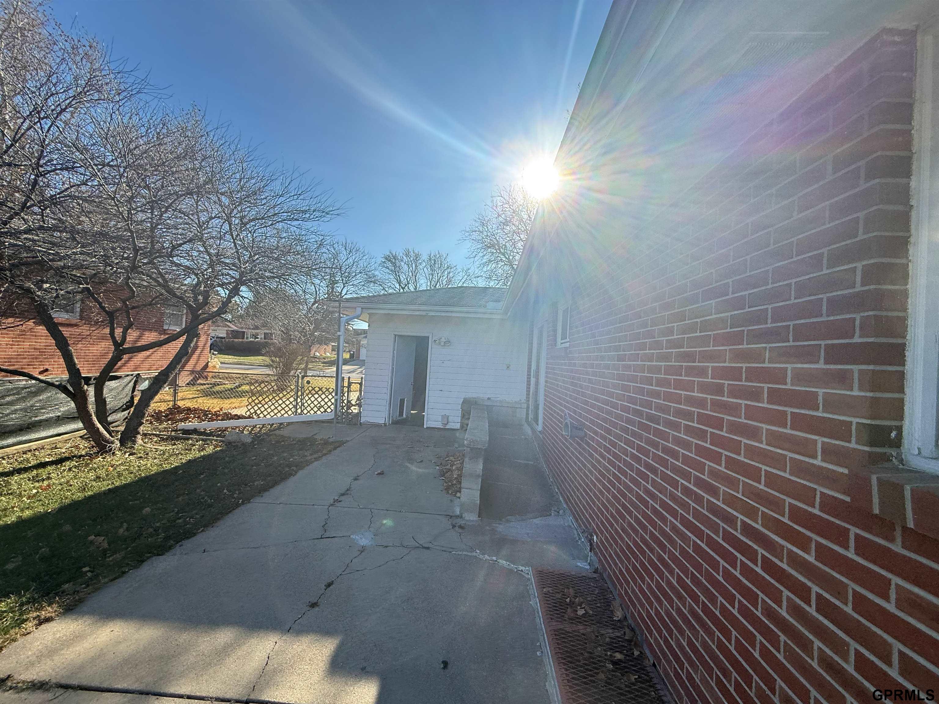 7130 Englewood Drive, Lincoln, NE, 68510