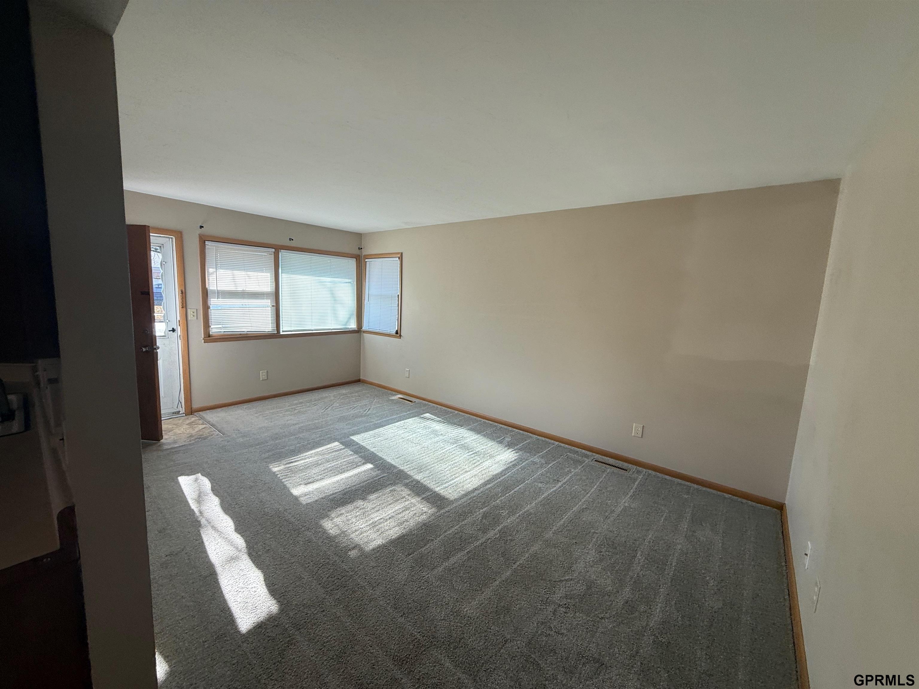 7130 Englewood Drive, Lincoln, NE, 68510