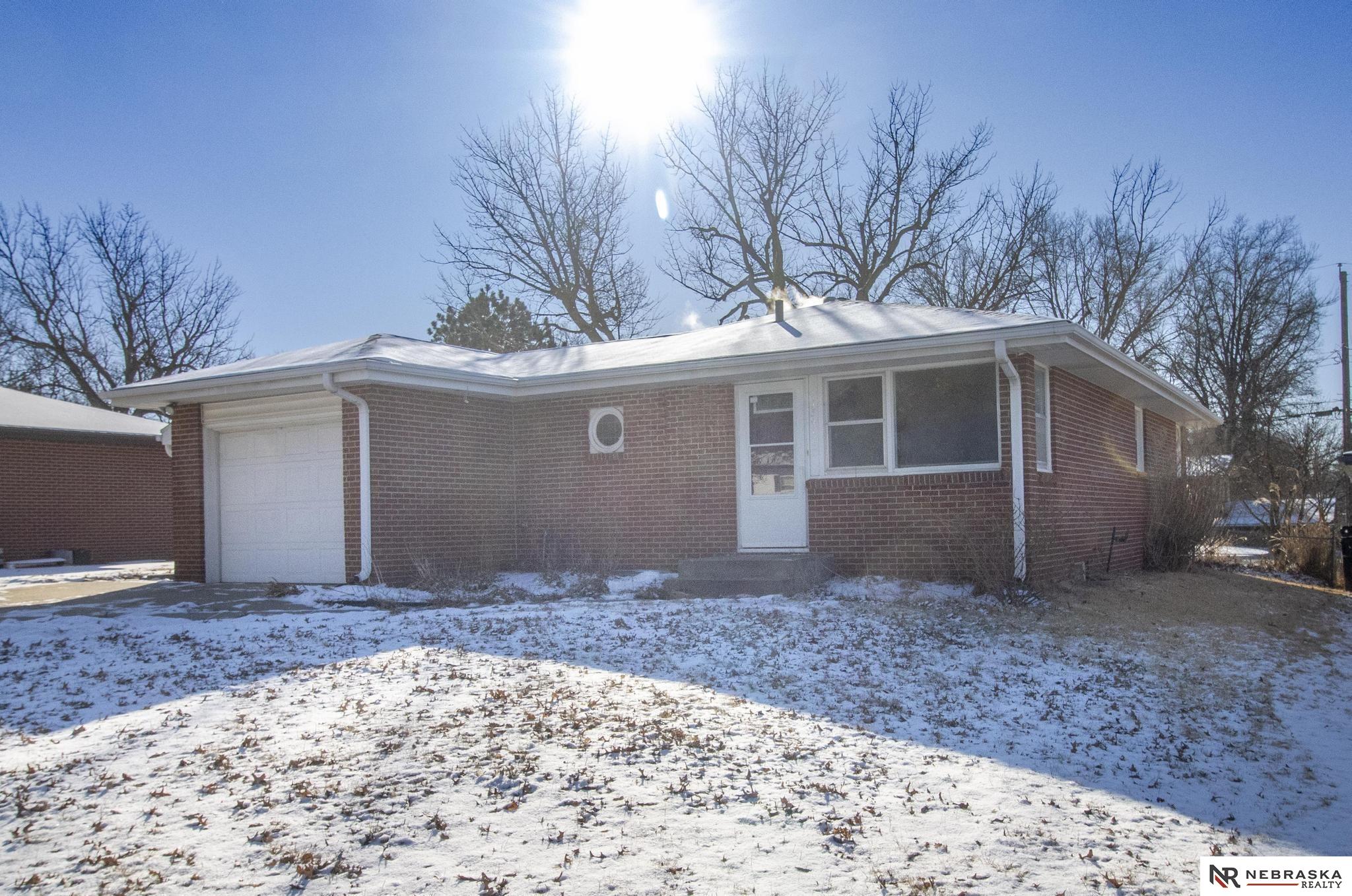 7541 Holdrege Street, Lincoln