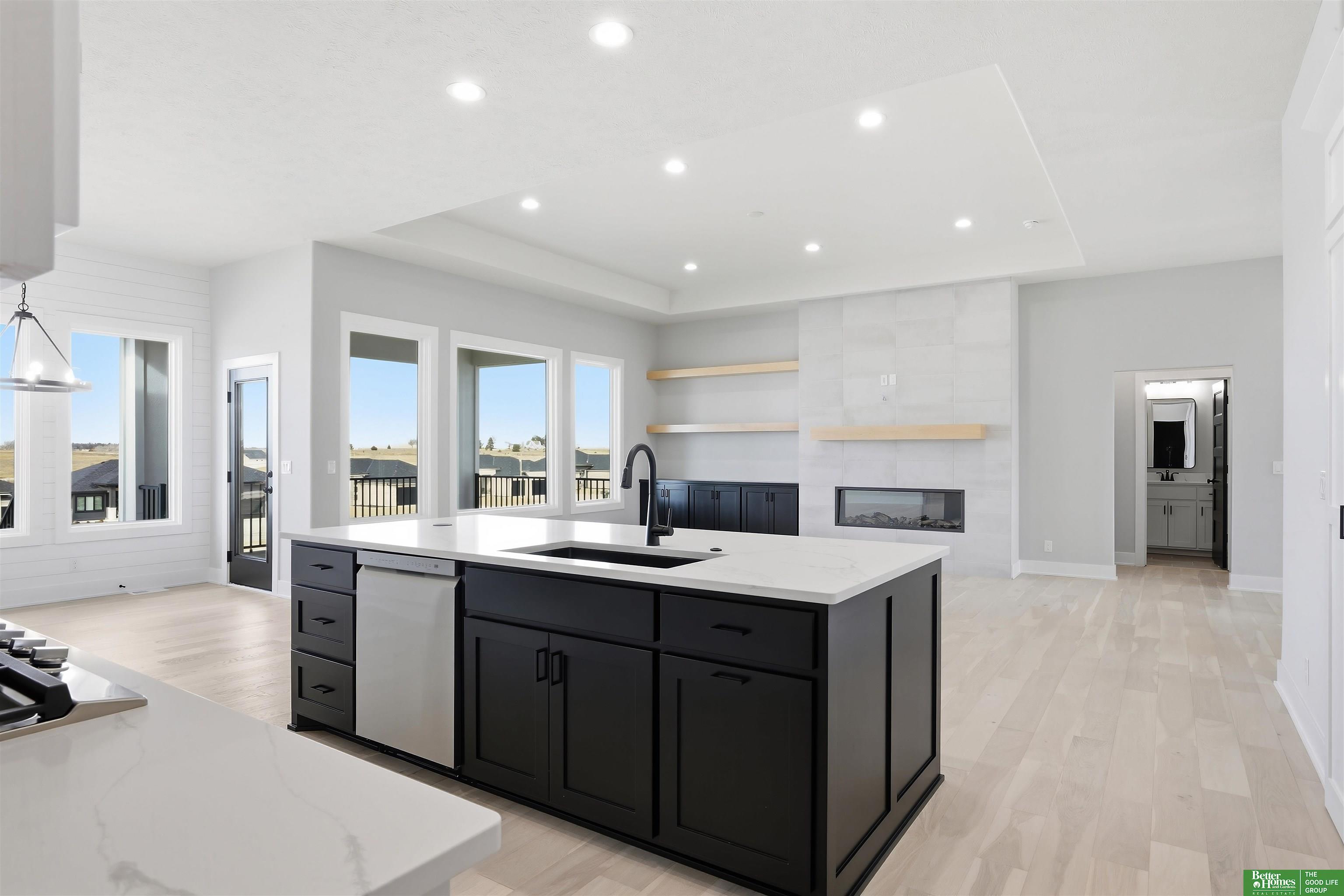 5426 N 213th Street, Elkhorn, NE, 68022