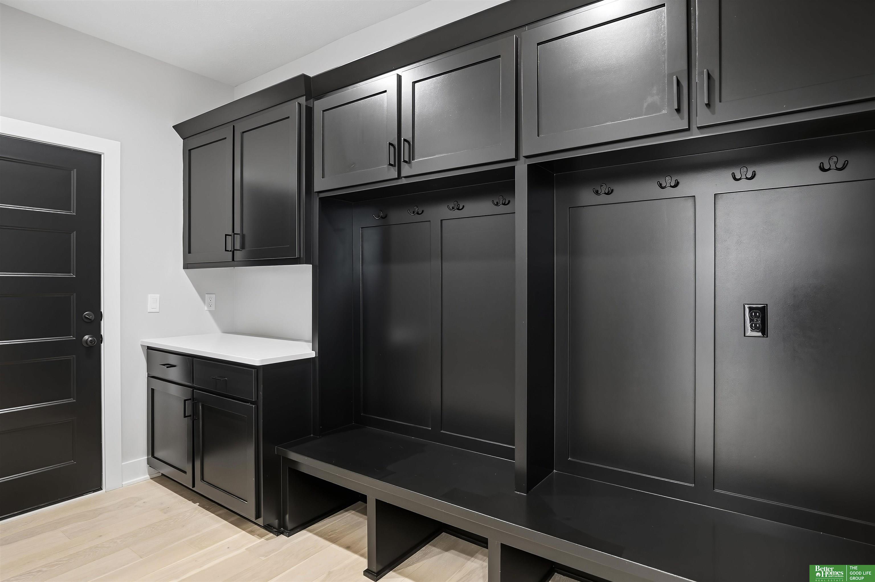 5426 N 213th Street, Elkhorn, NE, 68022