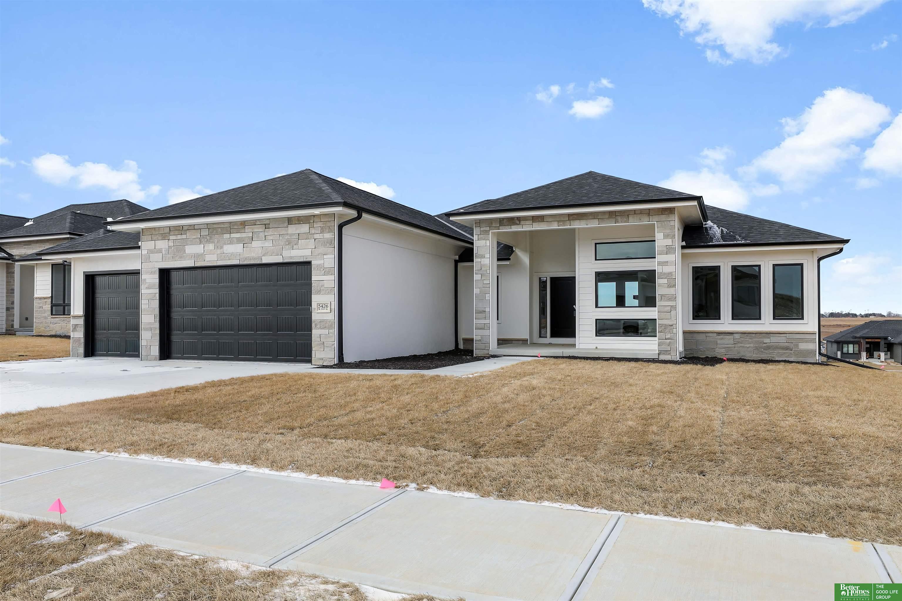 5426 N 213th Street, Elkhorn, NE, 68022