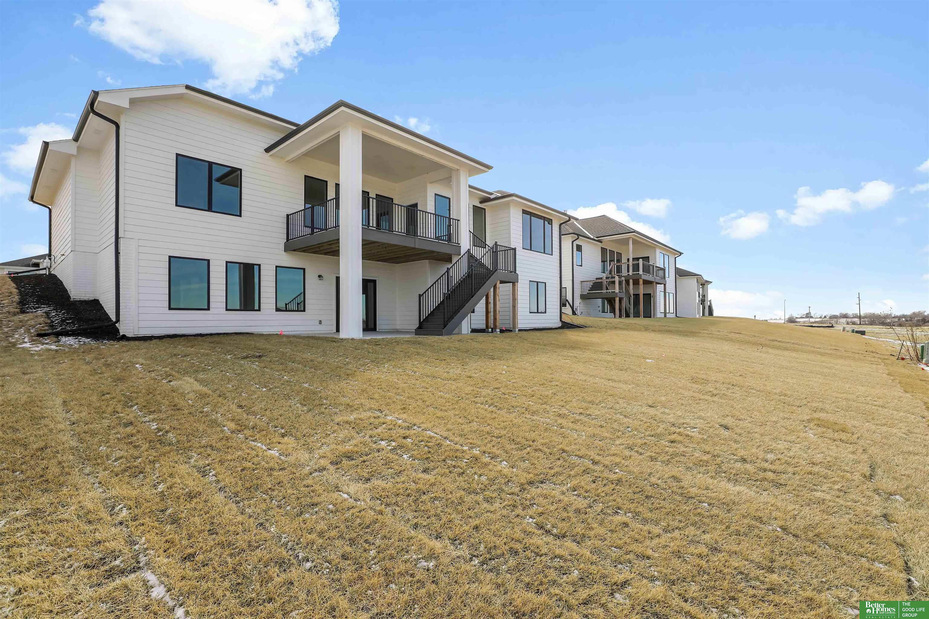 5426 N 213th Street, Elkhorn, NE, 68022