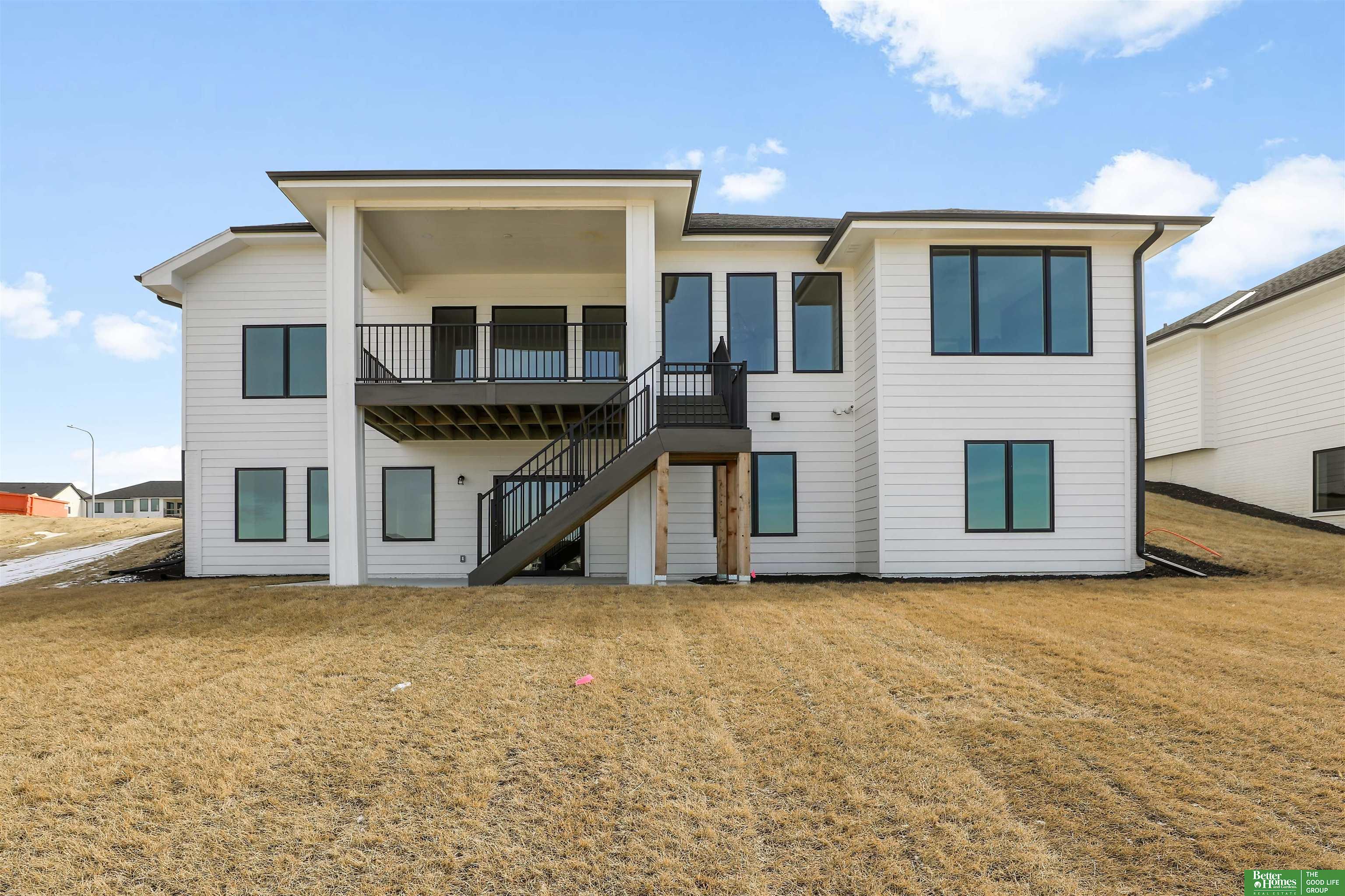 5426 N 213th Street, Elkhorn, NE, 68022