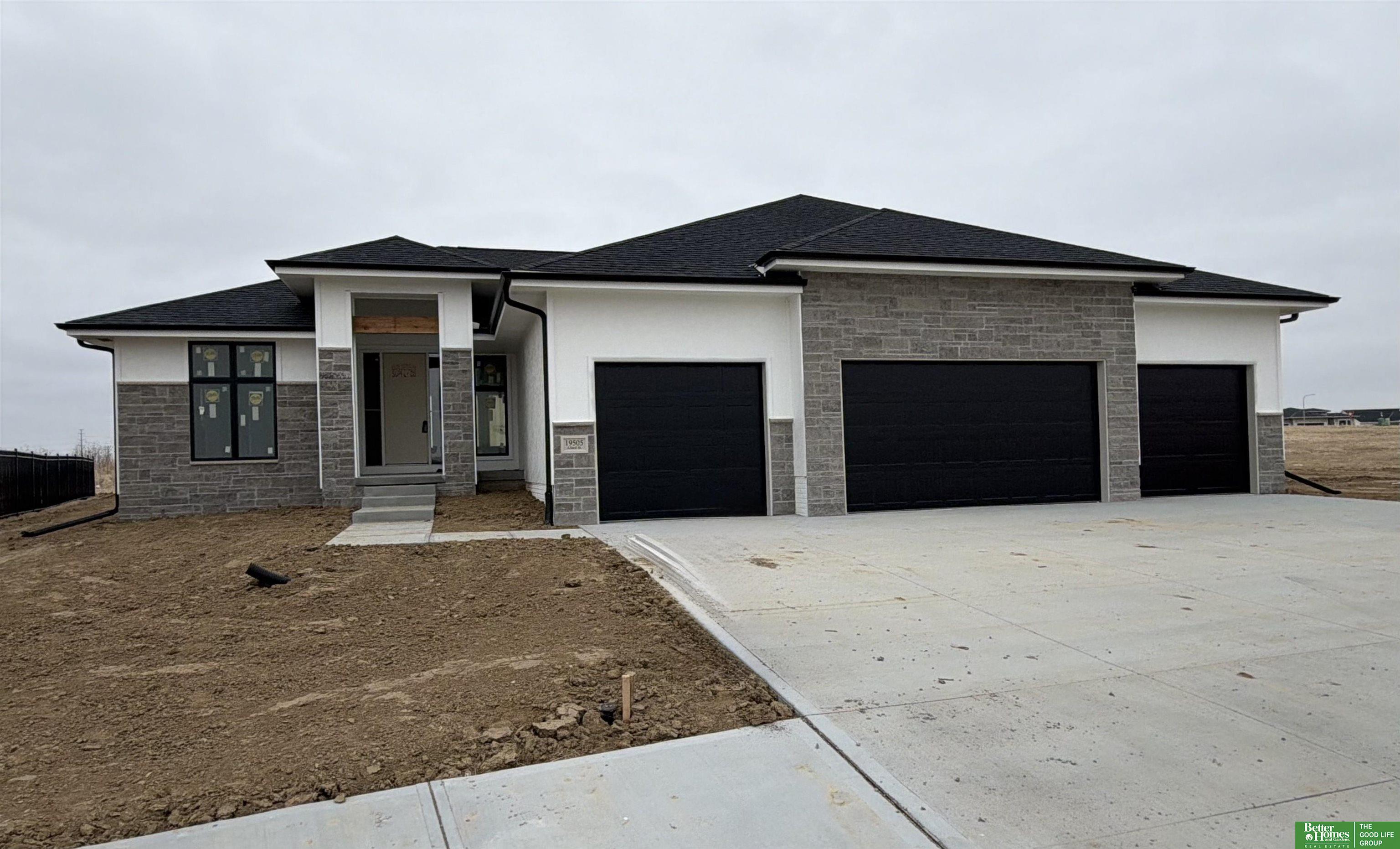 19505 Allied Street, Elkhorn, NE, 68022