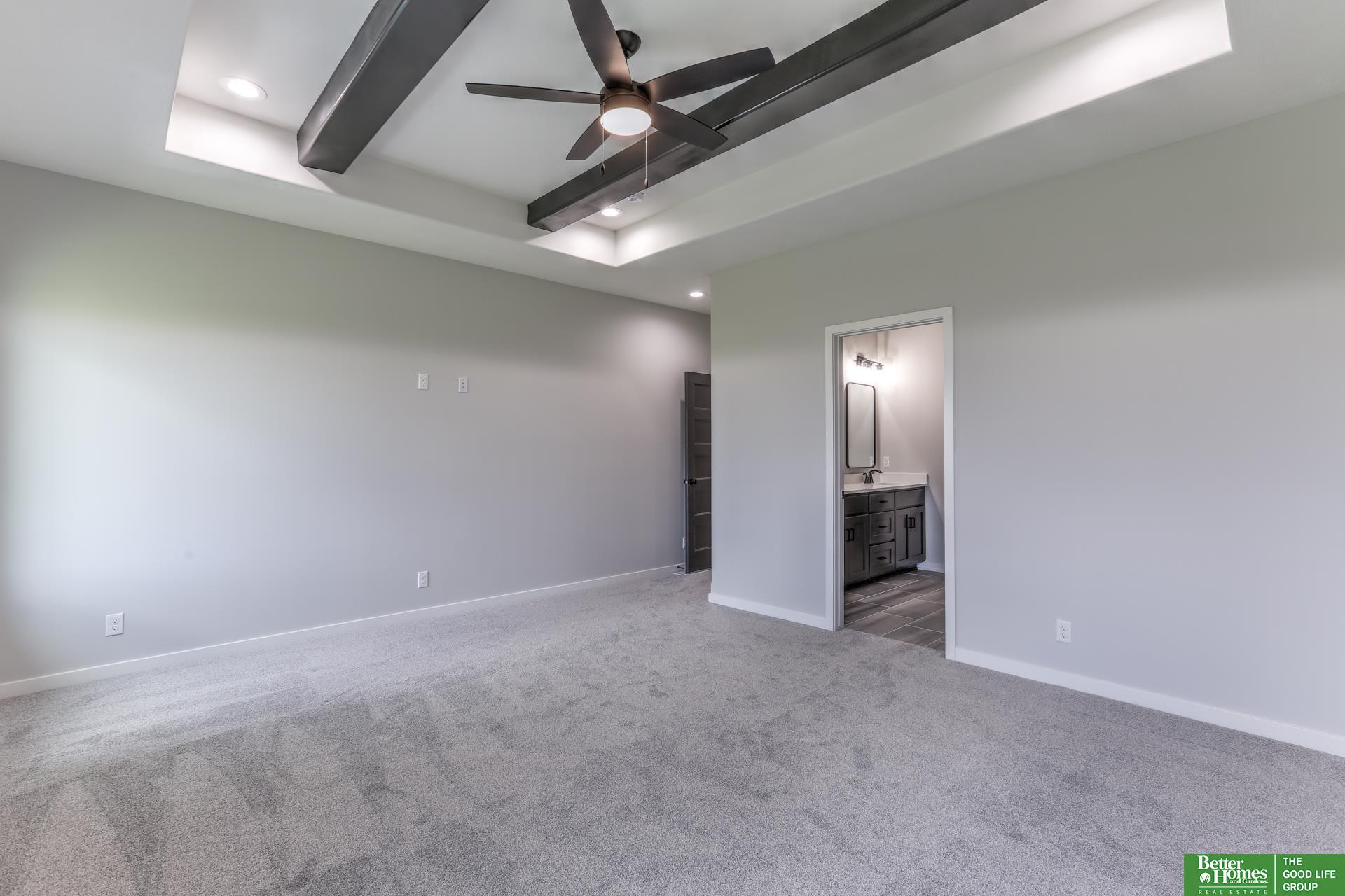 19505 Allied Street, Elkhorn, NE, 68022