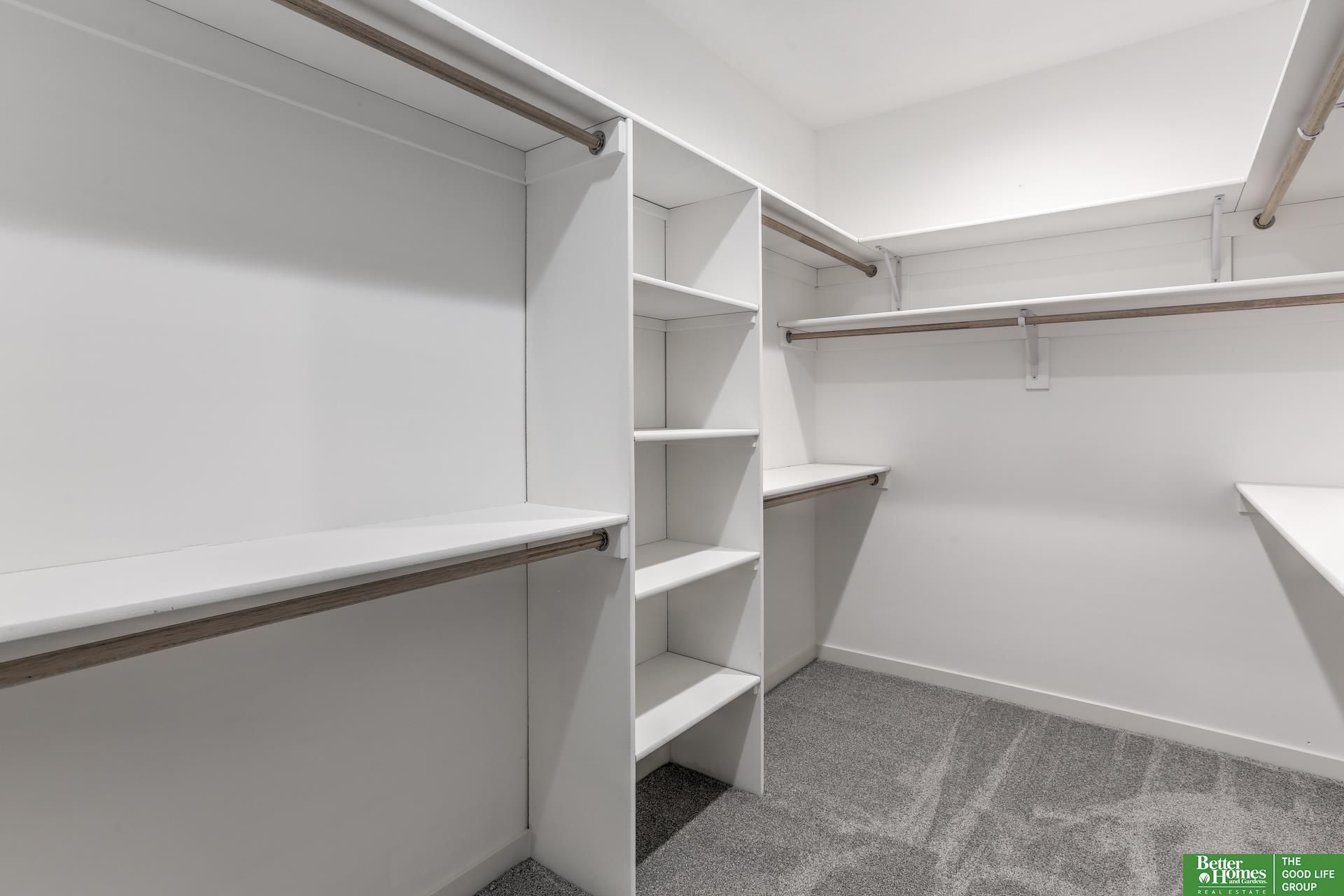 19505 Allied Street, Elkhorn, NE, 68022