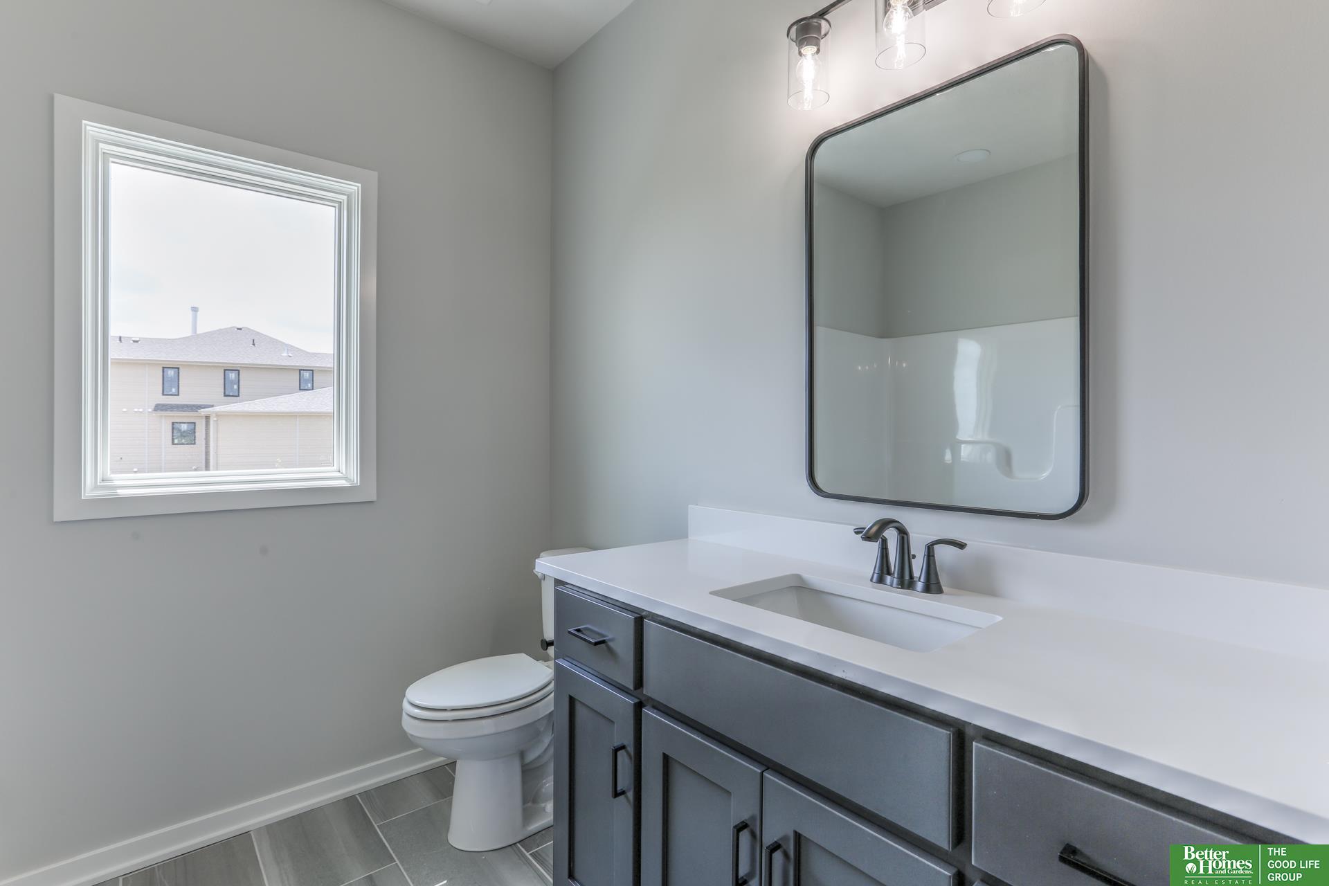 19505 Allied Street, Elkhorn, NE, 68022