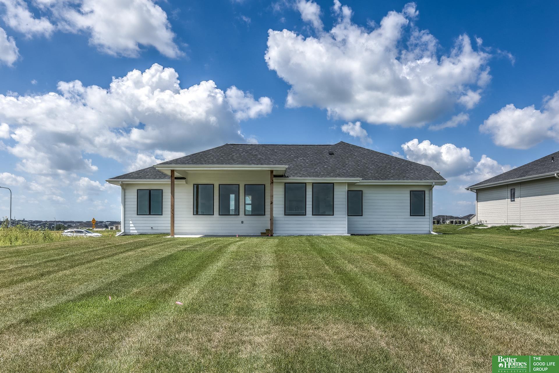 19505 Allied Street, Elkhorn, NE, 68022