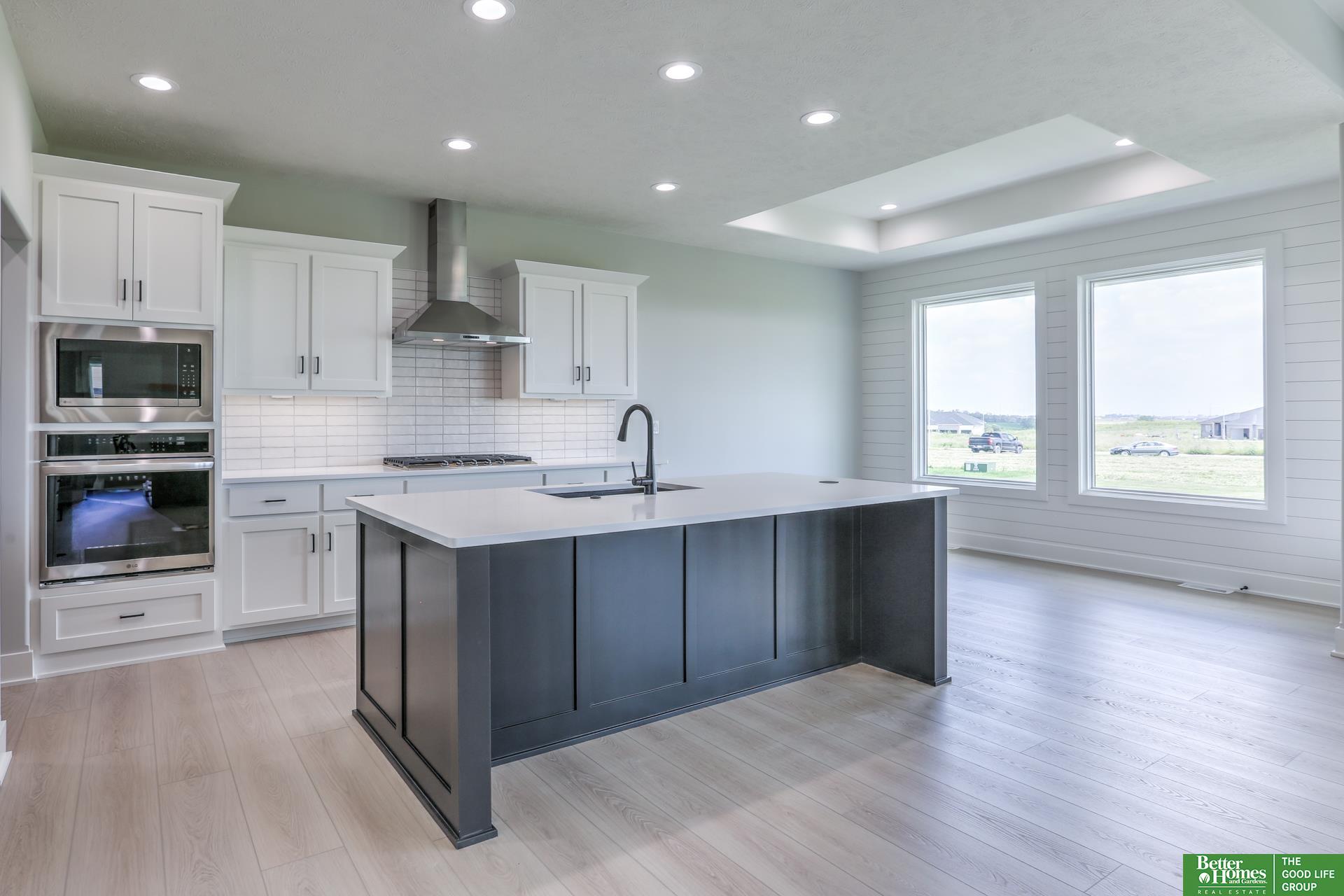 19505 Allied Street, Elkhorn, NE, 68022