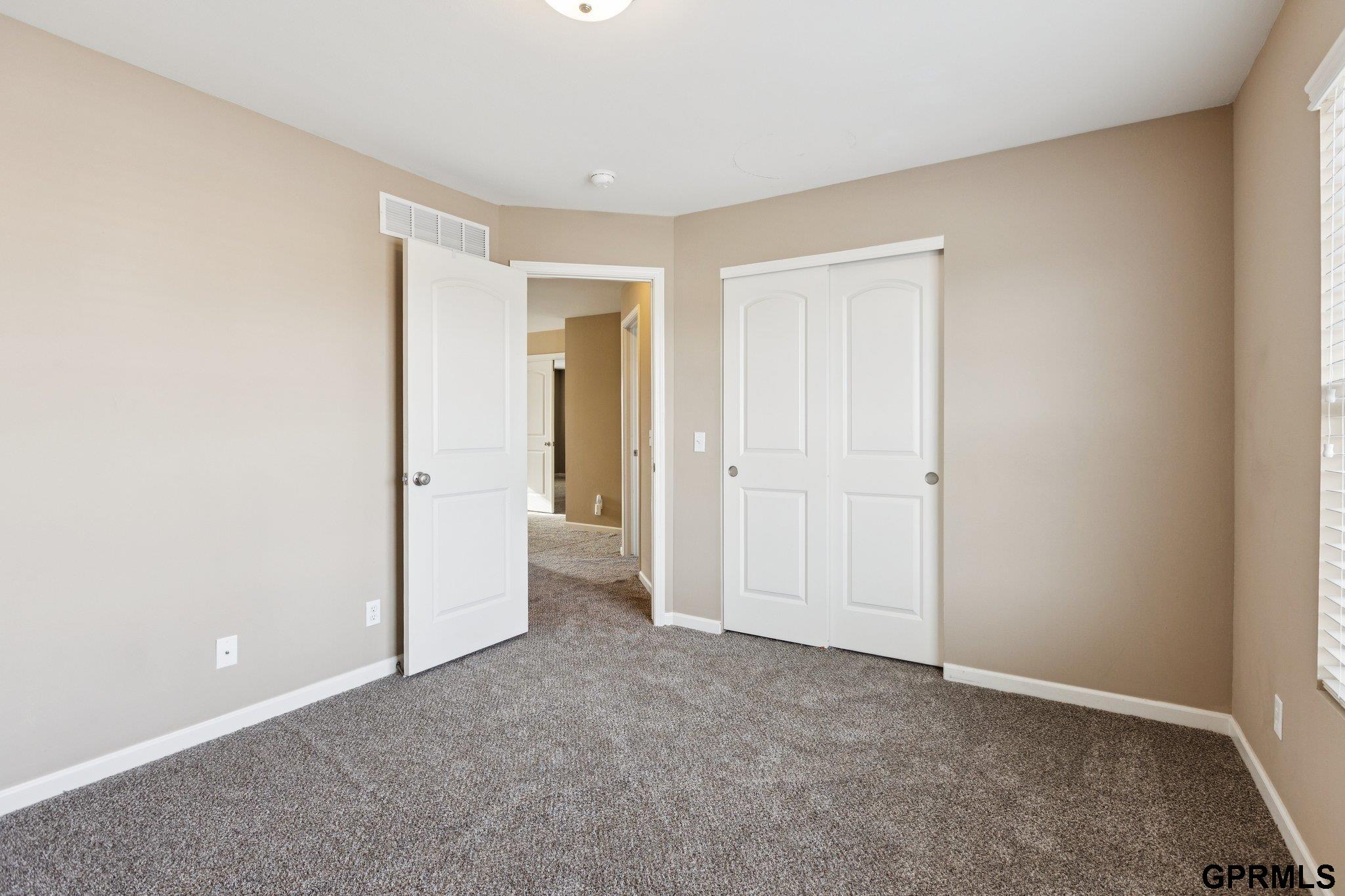 8721 Wyoming Street, Omaha, NE, 68122