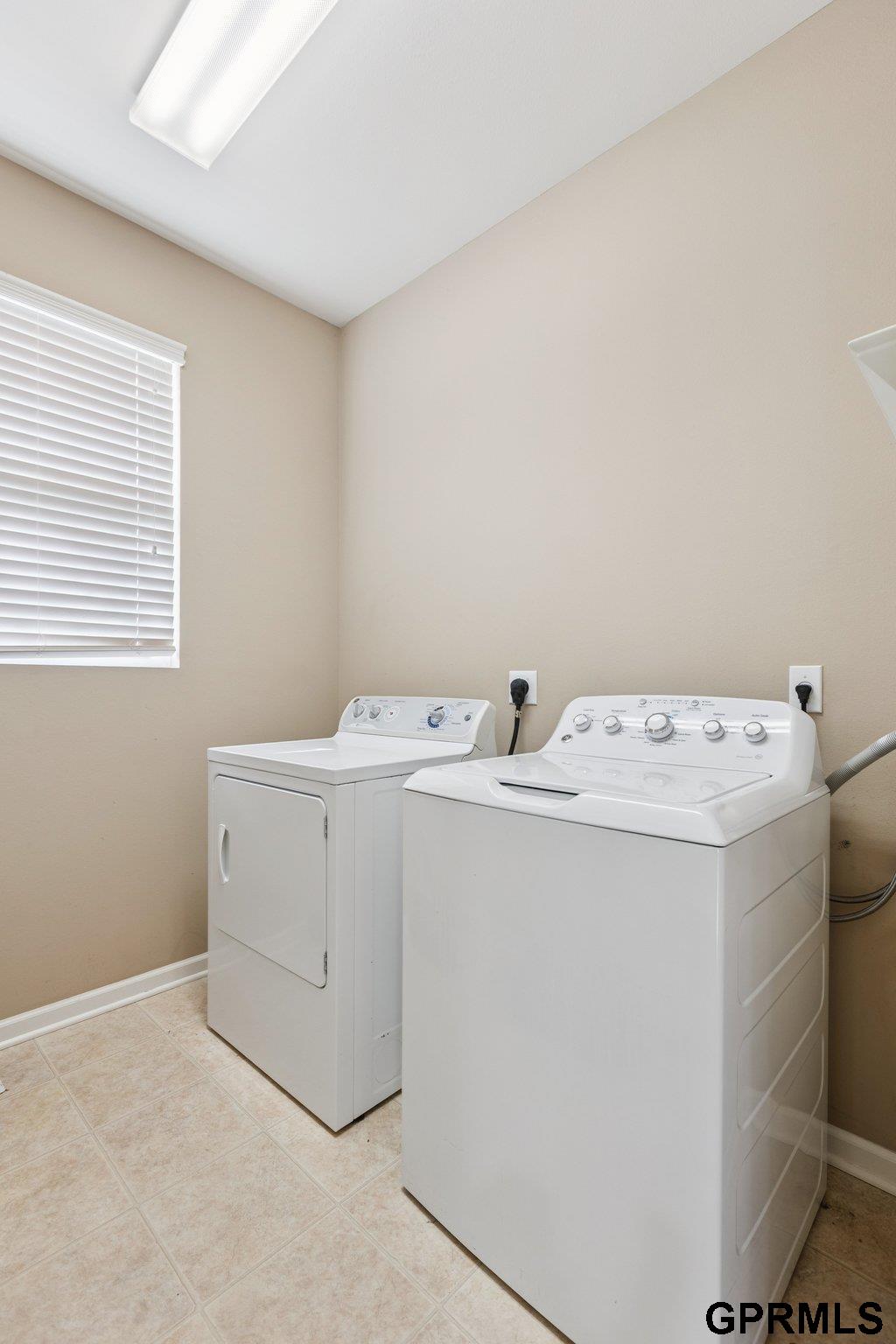 8721 Wyoming Street, Omaha, NE, 68122