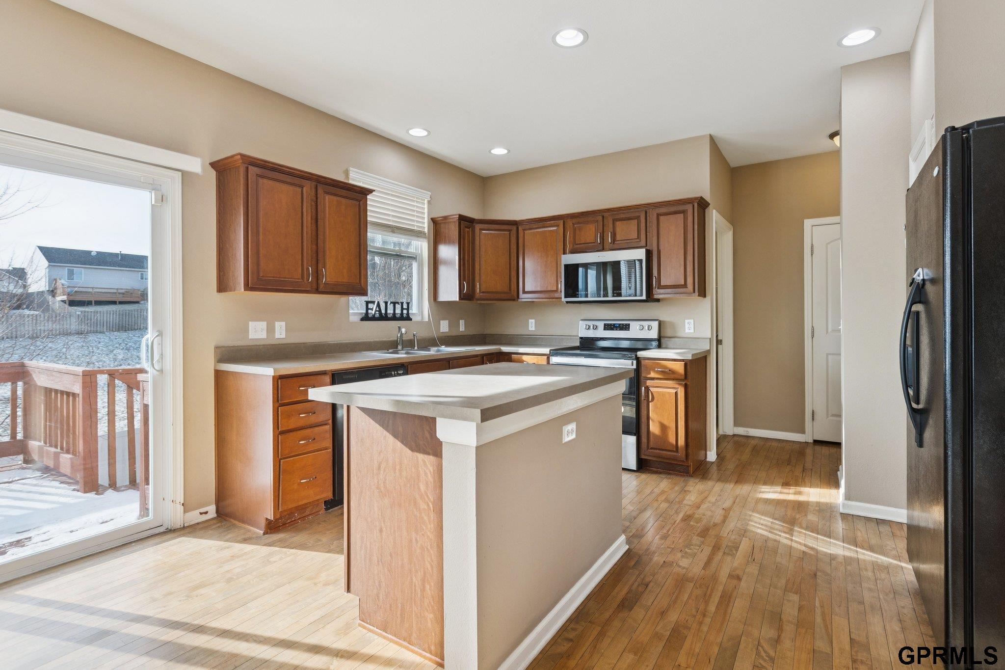 8721 Wyoming Street, Omaha, NE, 68122