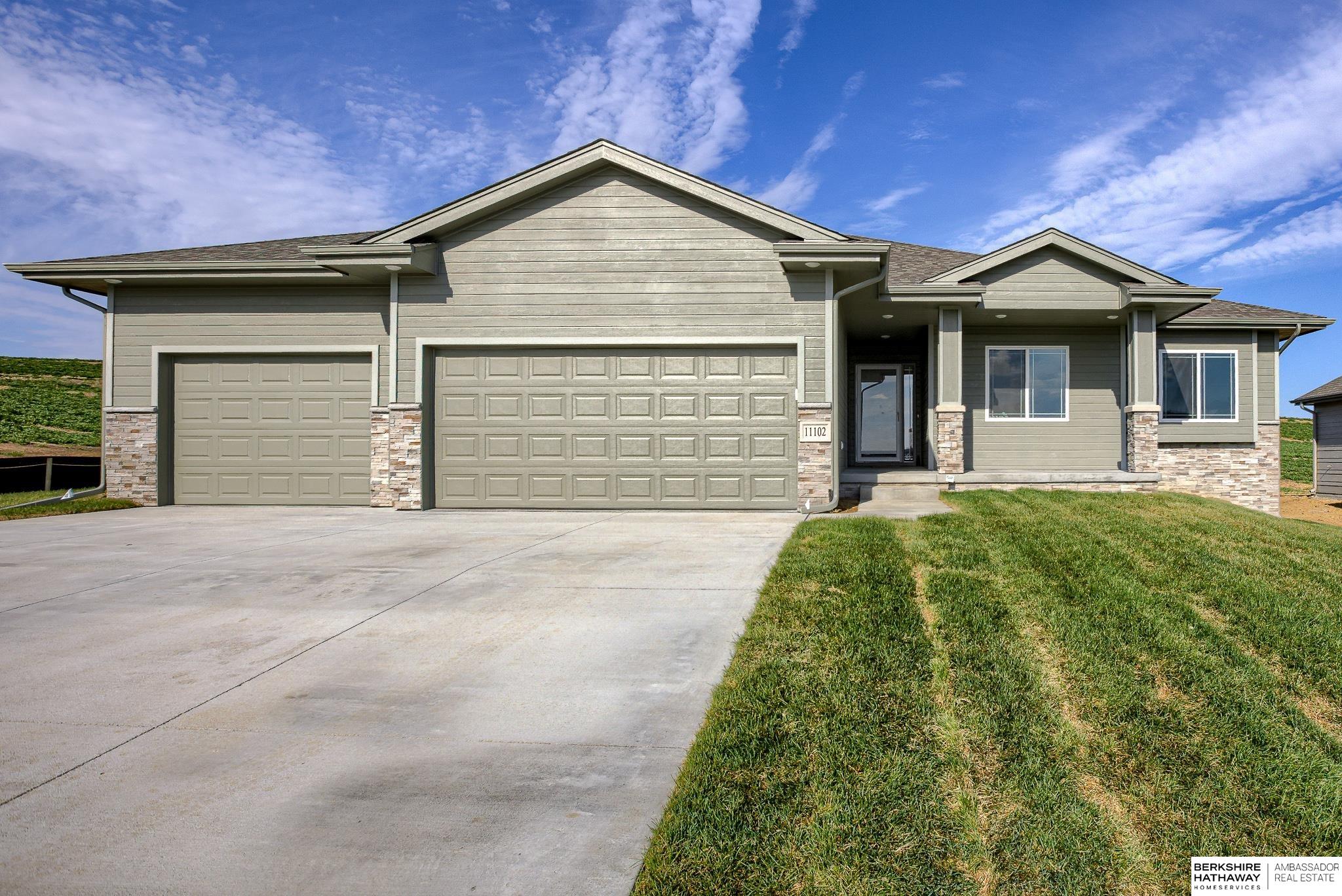 11002 159 Avenue, Bennington, NE, 68007