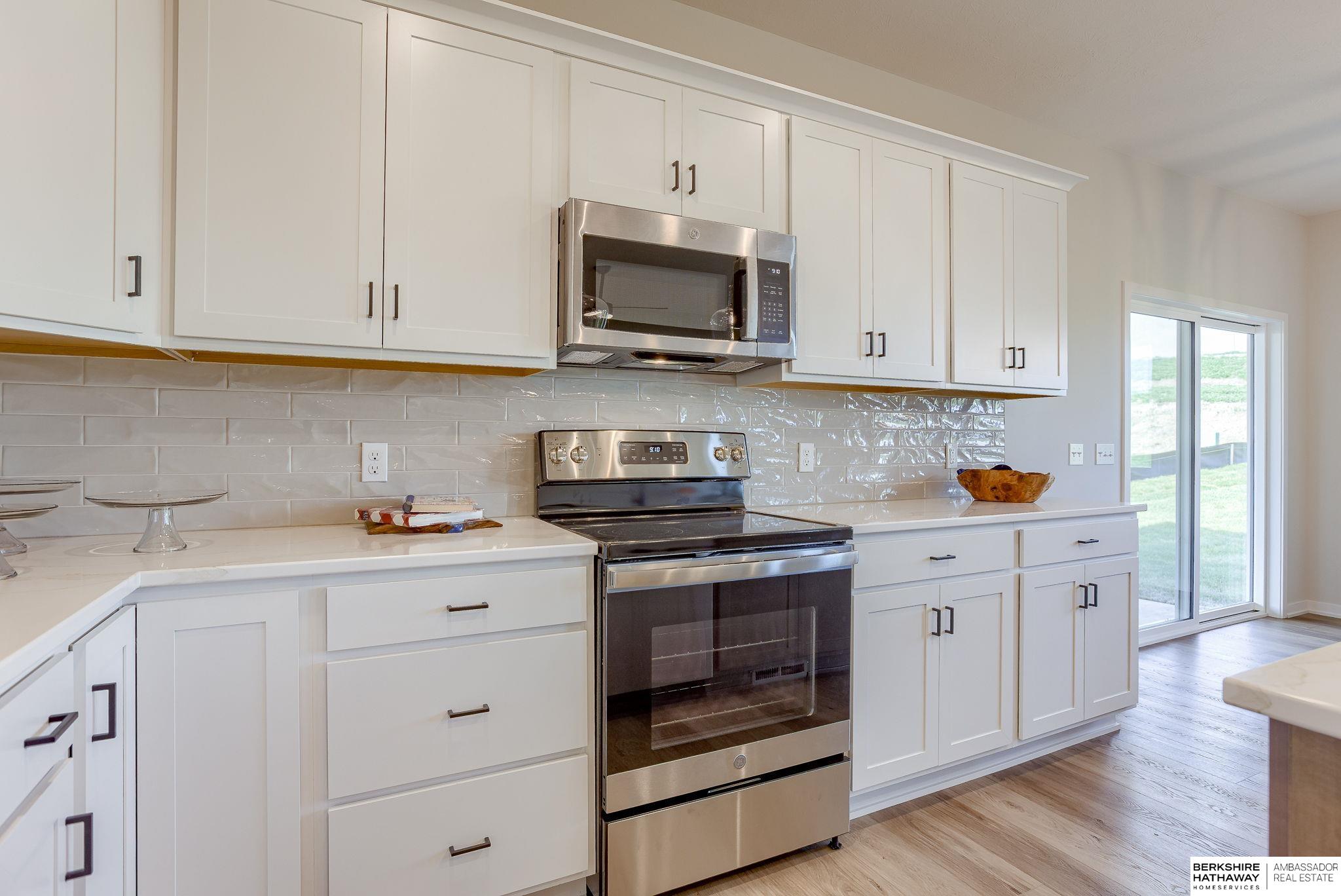 11002 159 Avenue, Bennington, NE, 68007