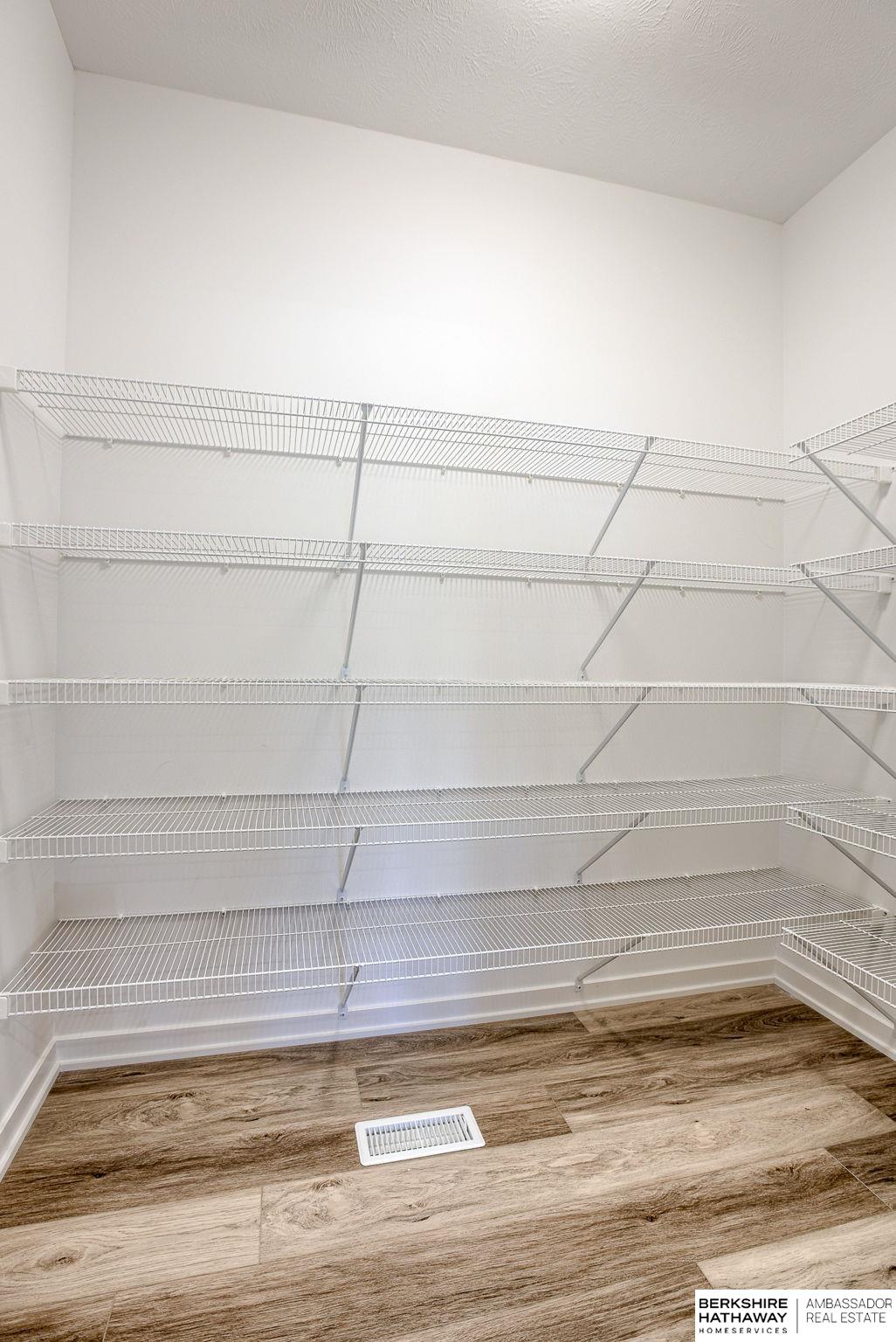 11002 159 Avenue, Bennington, NE, 68007