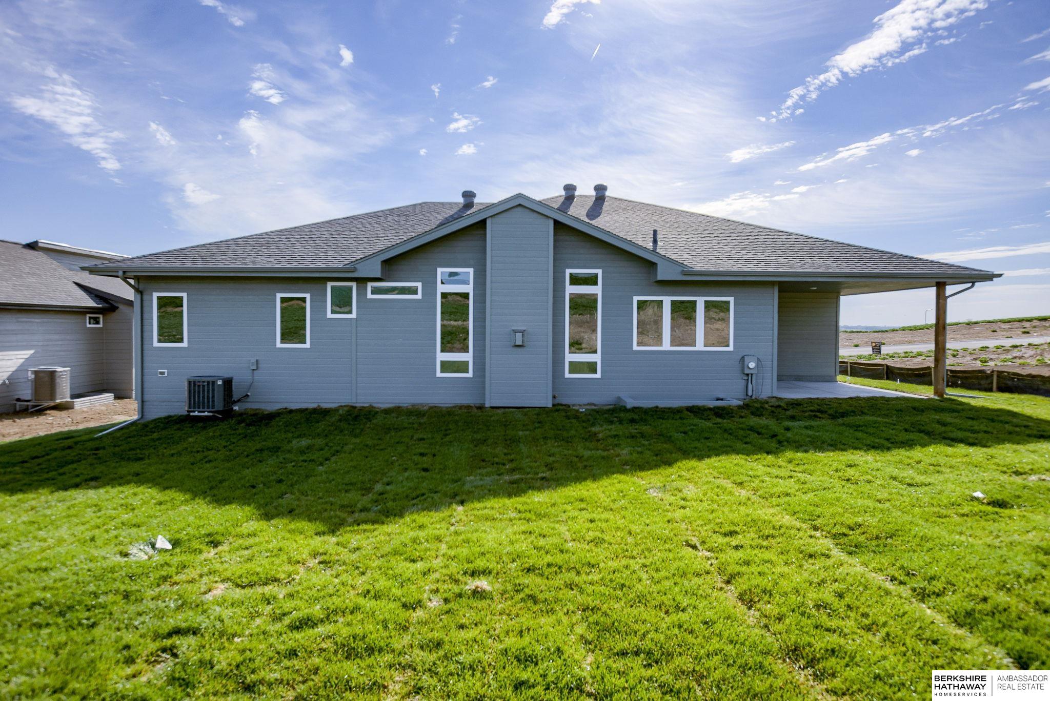 11002 159 Avenue, Bennington, NE, 68007