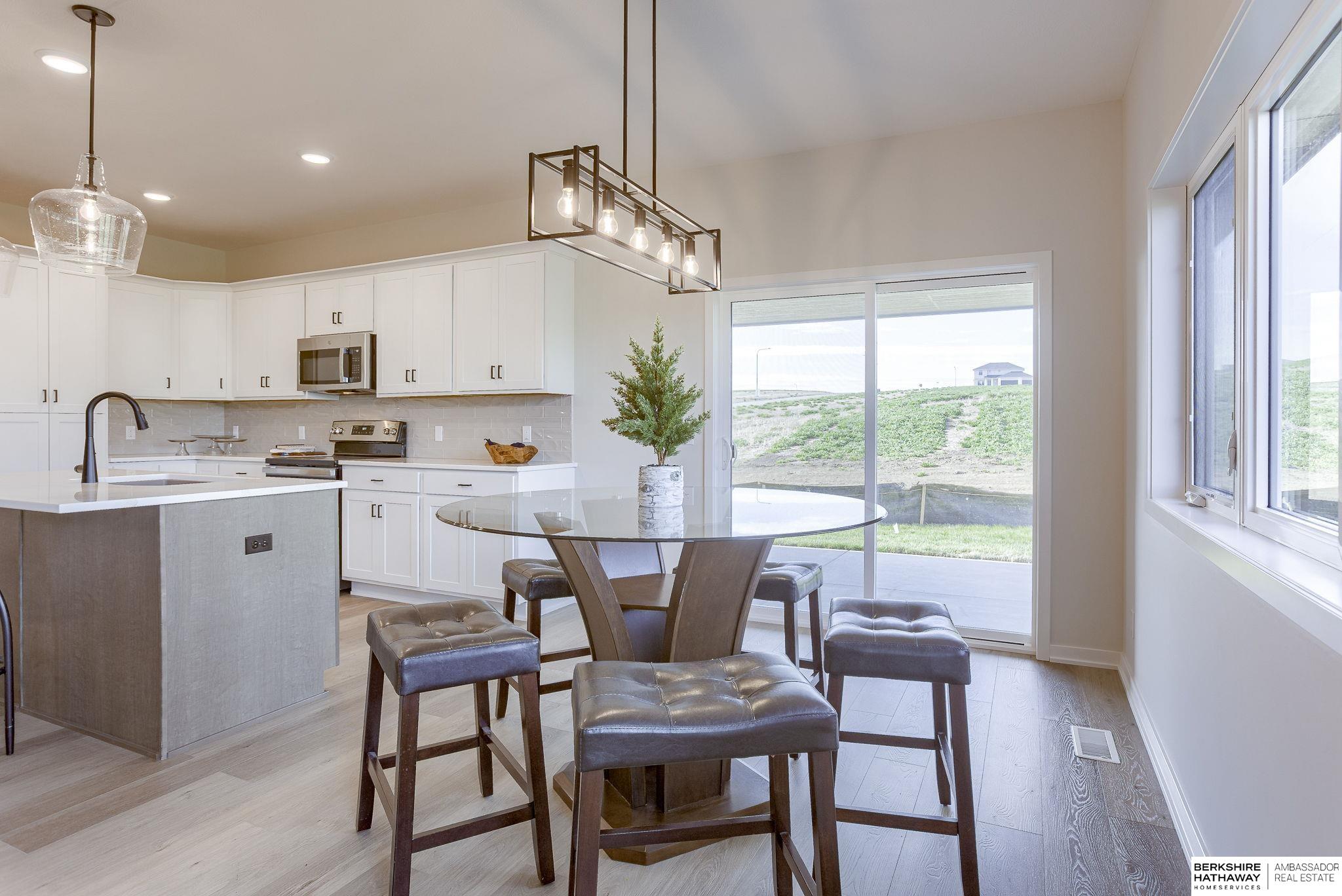 11002 159 Avenue, Bennington, NE, 68007