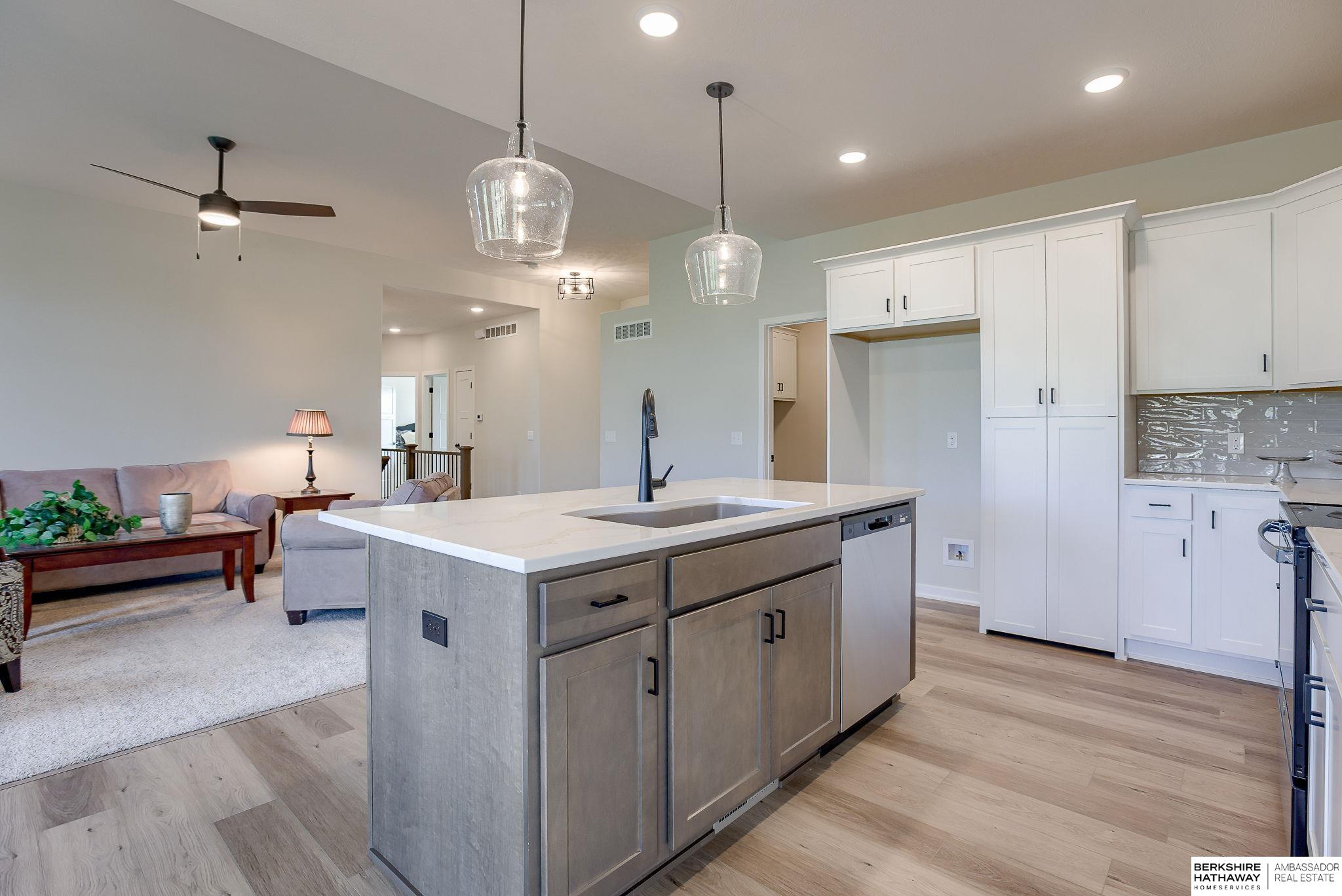 11002 159 Avenue, Bennington, NE, 68007