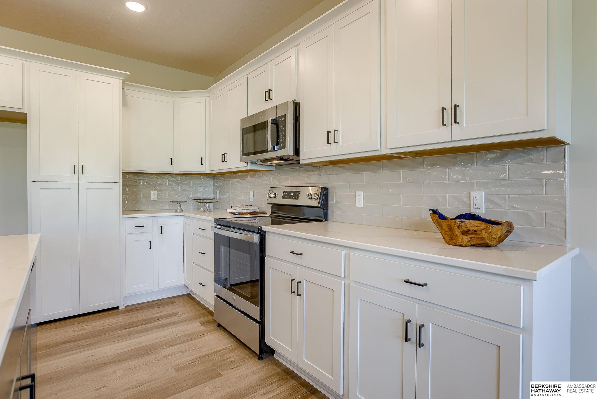 11002 159 Avenue, Bennington, NE, 68007