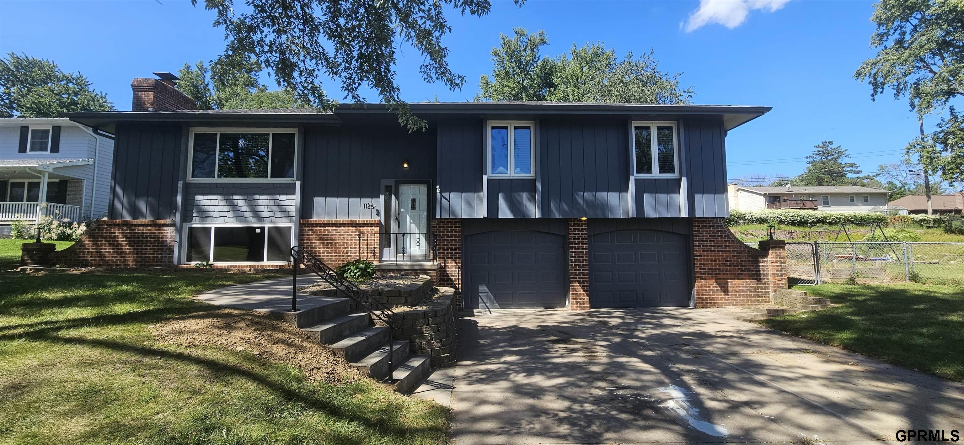 1108 Conestoga Road, Papillion, NE, 68046