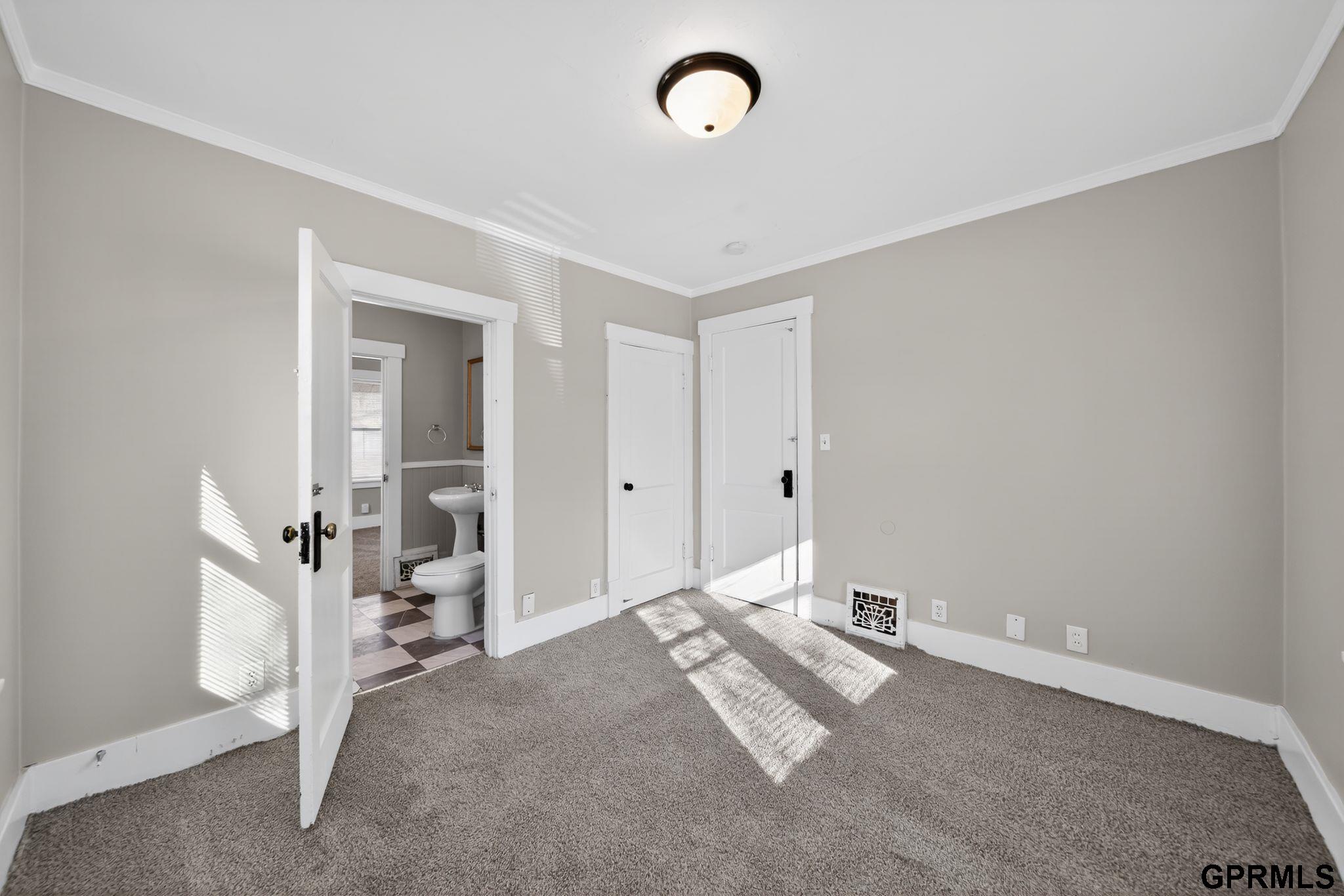 4168 Wakeley Street, Omaha, NE, 68131