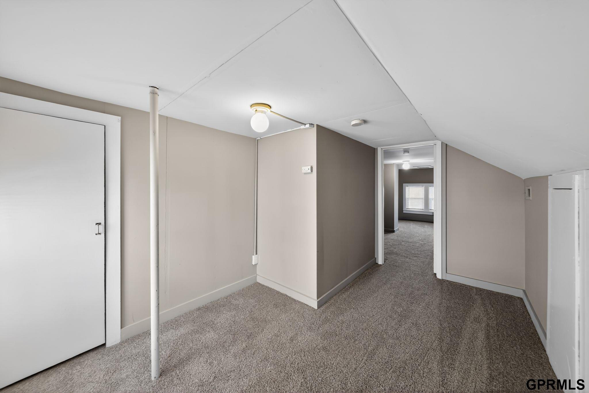 4168 Wakeley Street, Omaha, NE, 68131