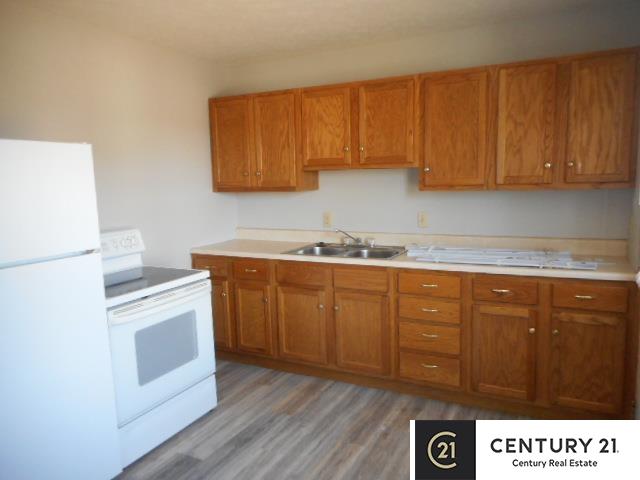 7302 S 41st Street, Bellevue, NE, 68147