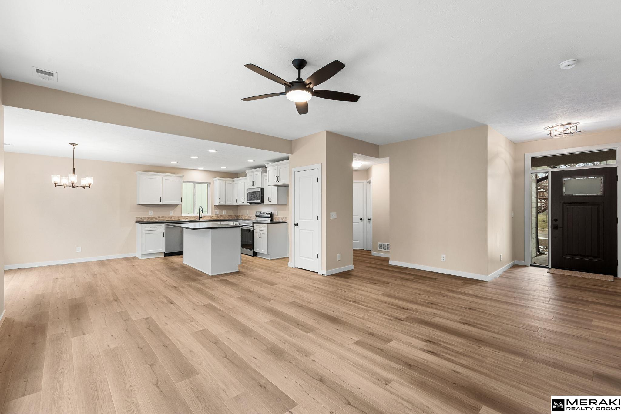 2711 Lynnwood Drive, Bellevue, NE, 68123