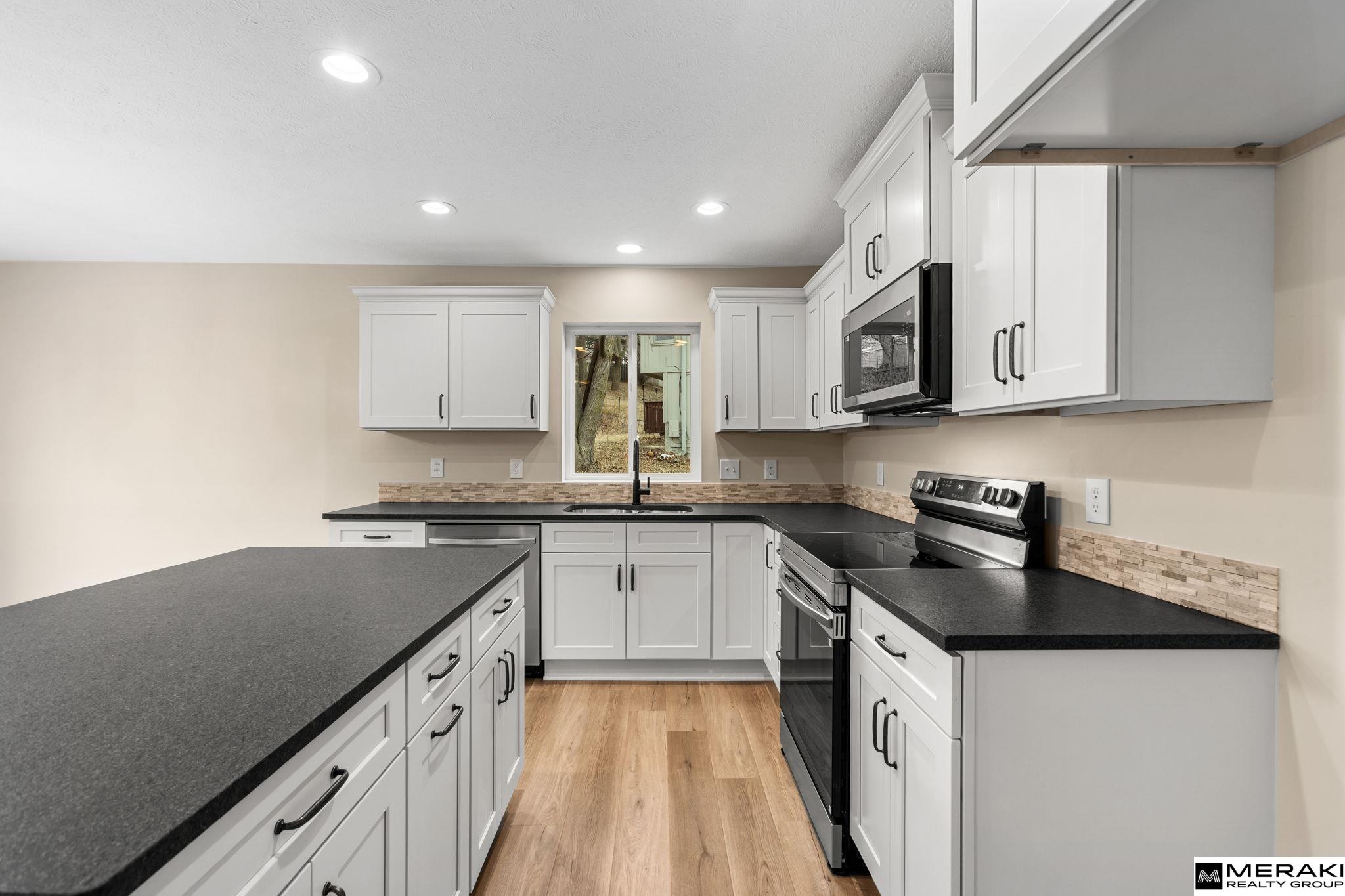 2711 Lynnwood Drive, Bellevue, NE, 68123