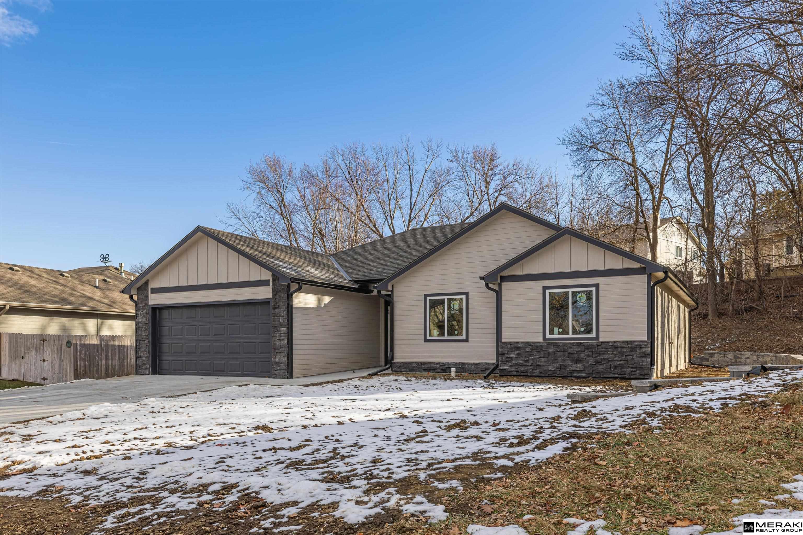 2711 Lynnwood Drive, Bellevue, NE, 68123