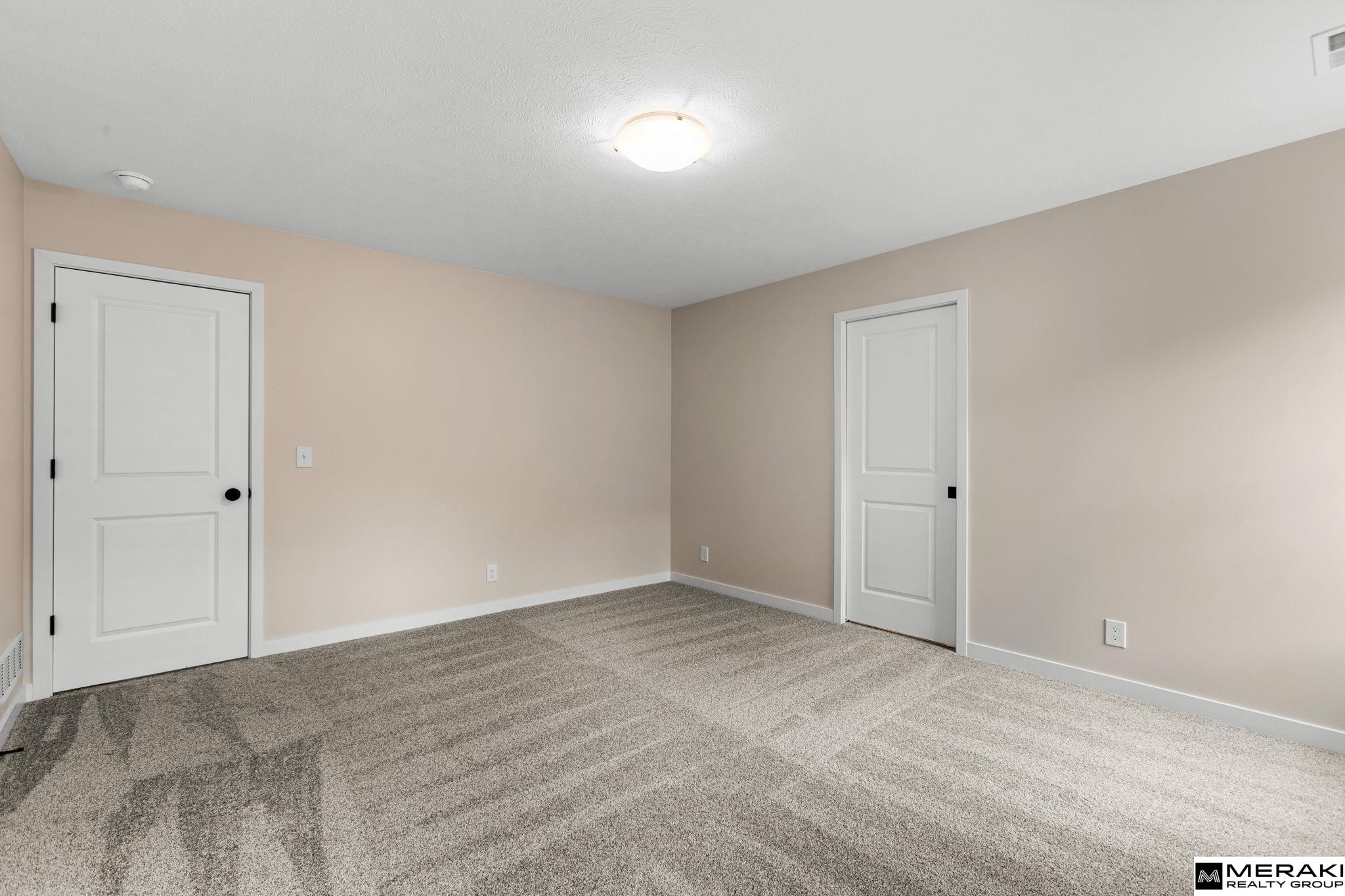 2711 Lynnwood Drive, Bellevue, NE, 68123