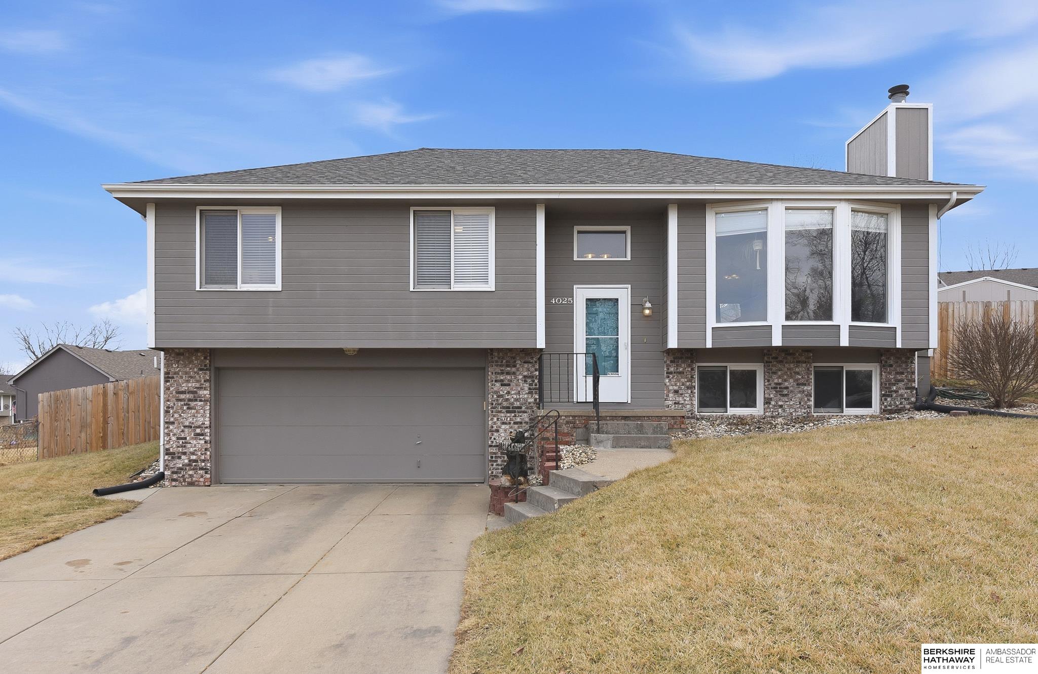 5407 208 Court, Elkhorn, NE, 68022