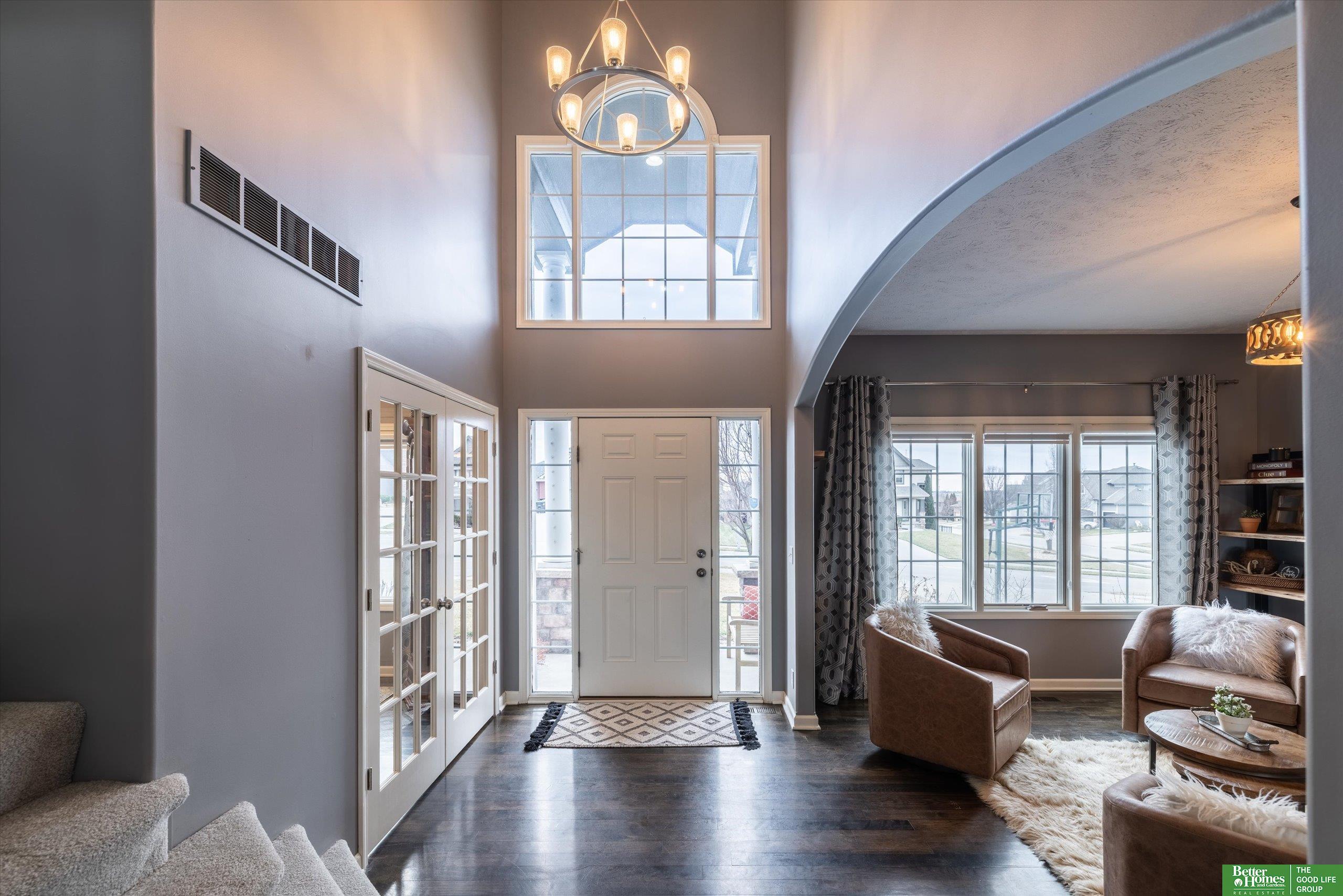 2714 N HWS Cleveland Boulevard, Omaha, NE, 68116