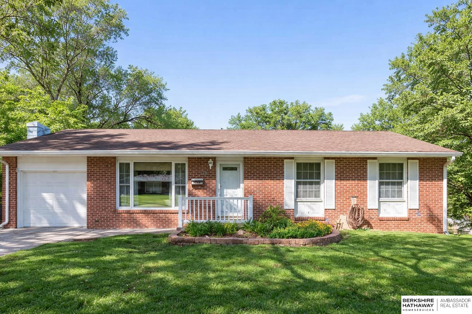 1216 Hillcrest Drive, Bellevue, NE, 68005