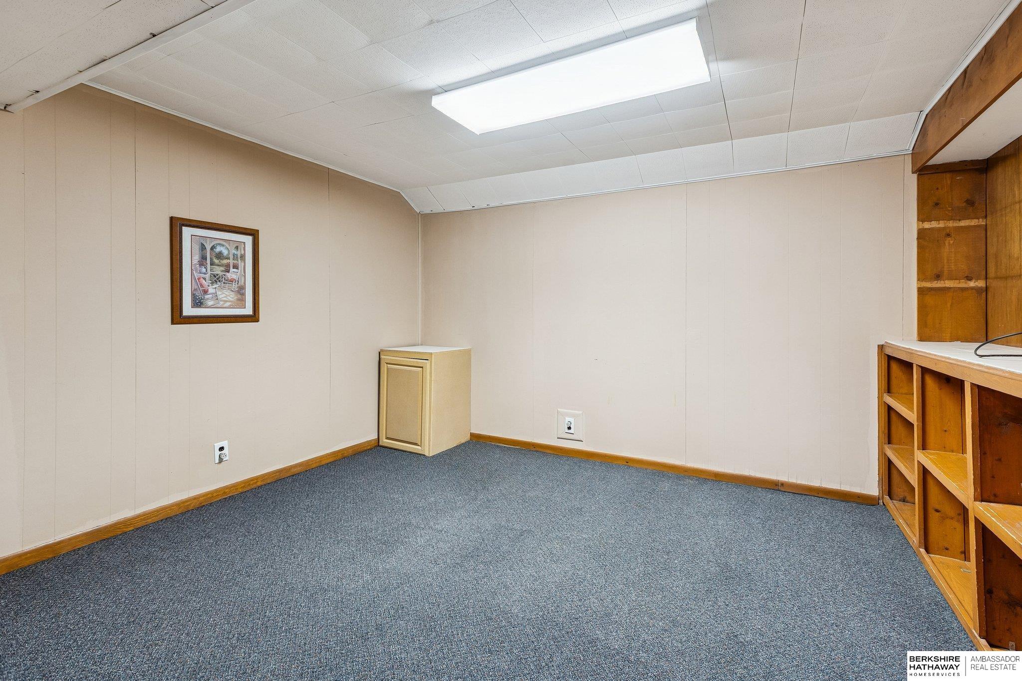 1216 Hillcrest Drive, Bellevue, NE, 68005