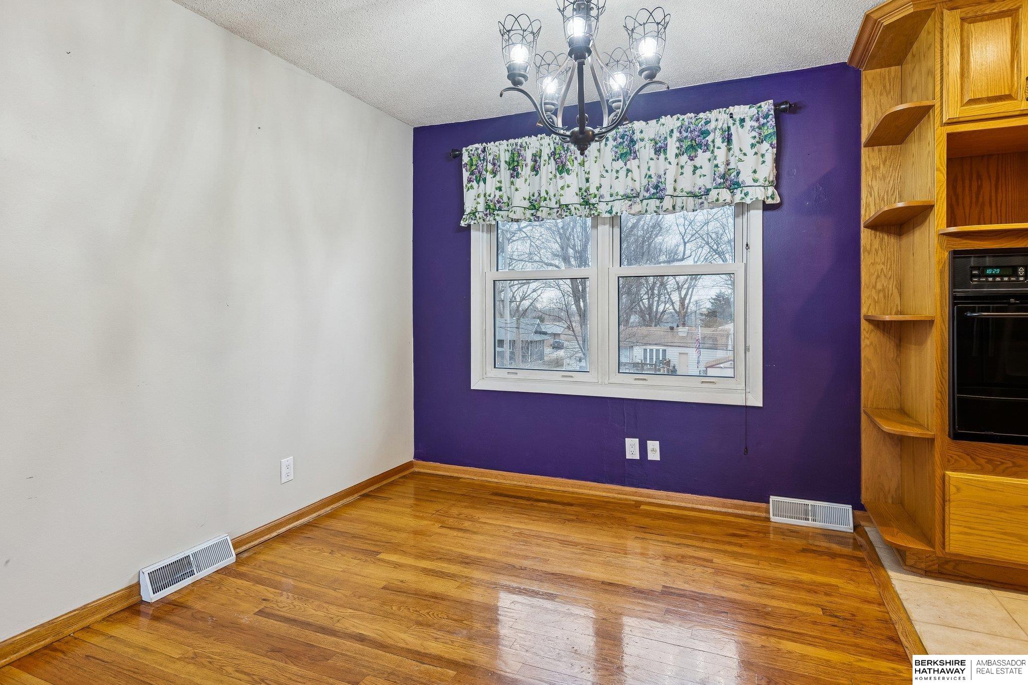 1216 Hillcrest Drive, Bellevue, NE, 68005