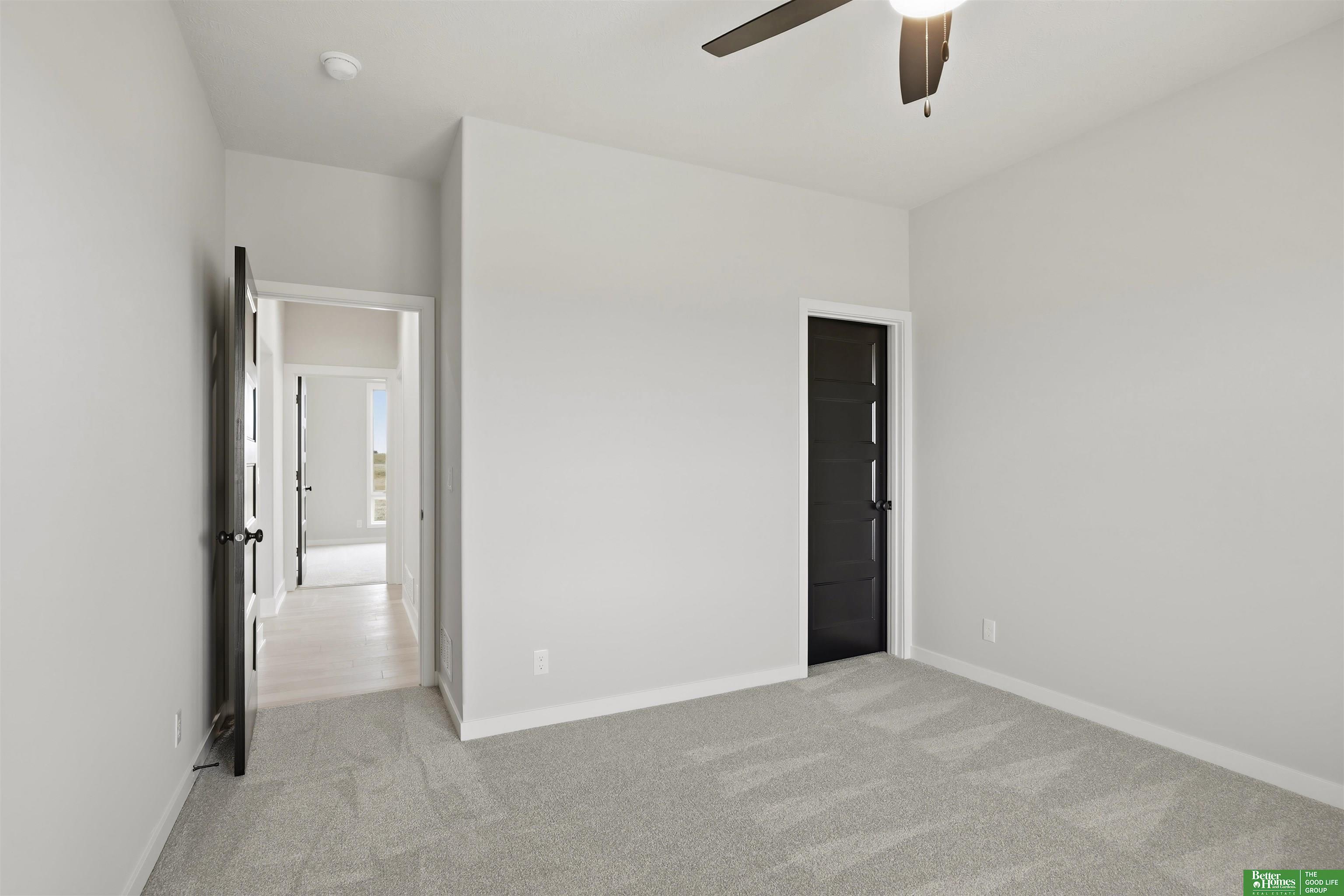 5610 N 198th Street, Elkhorn, NE, 68022