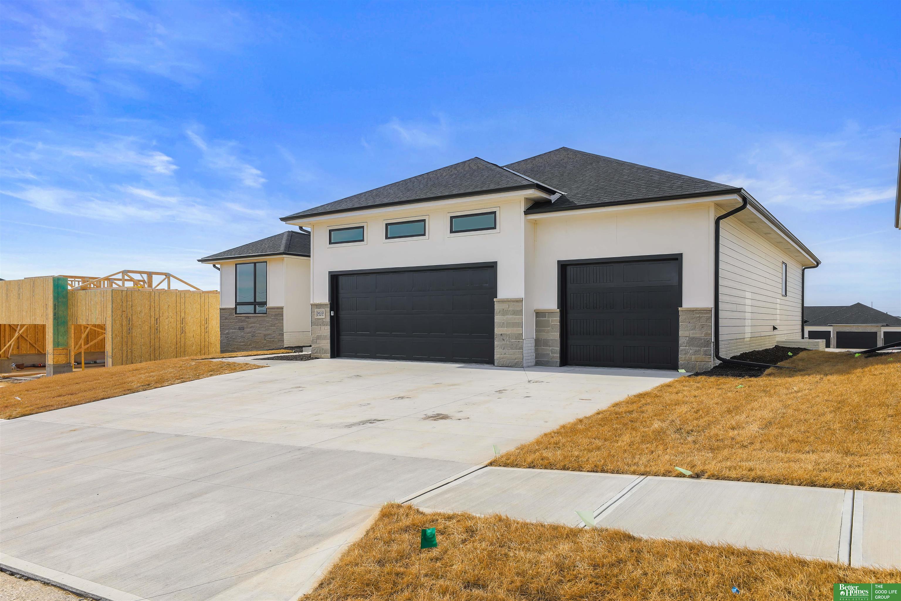 5610 N 198th Street, Elkhorn, NE, 68022
